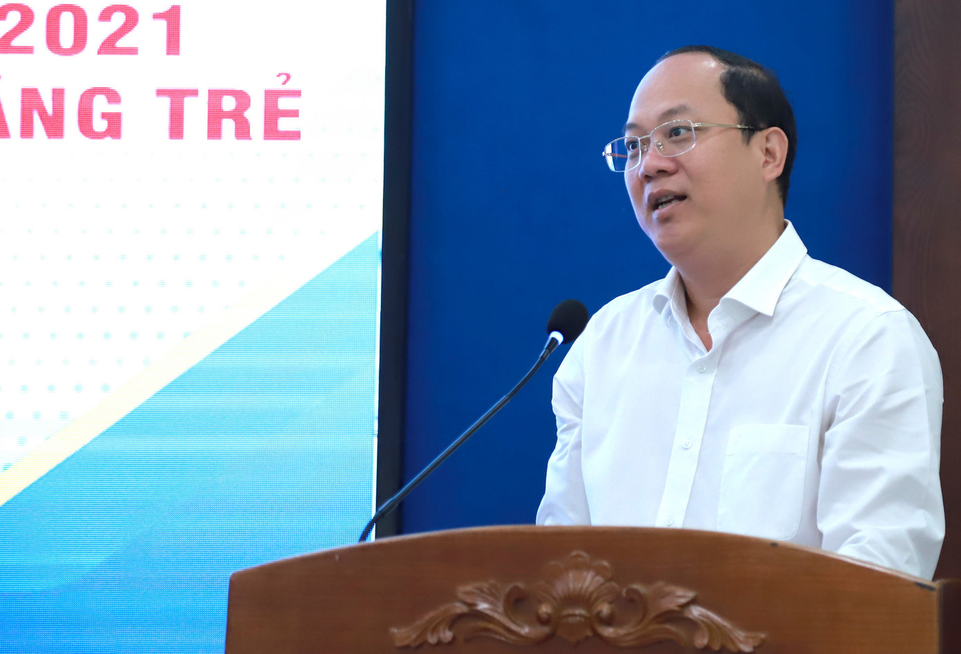 Phó Bí thư Thành ủy TPHCM Nguyễn Hồ Hải gửi gắm tuổi trẻ thành phố. Ảnh: Như Việt