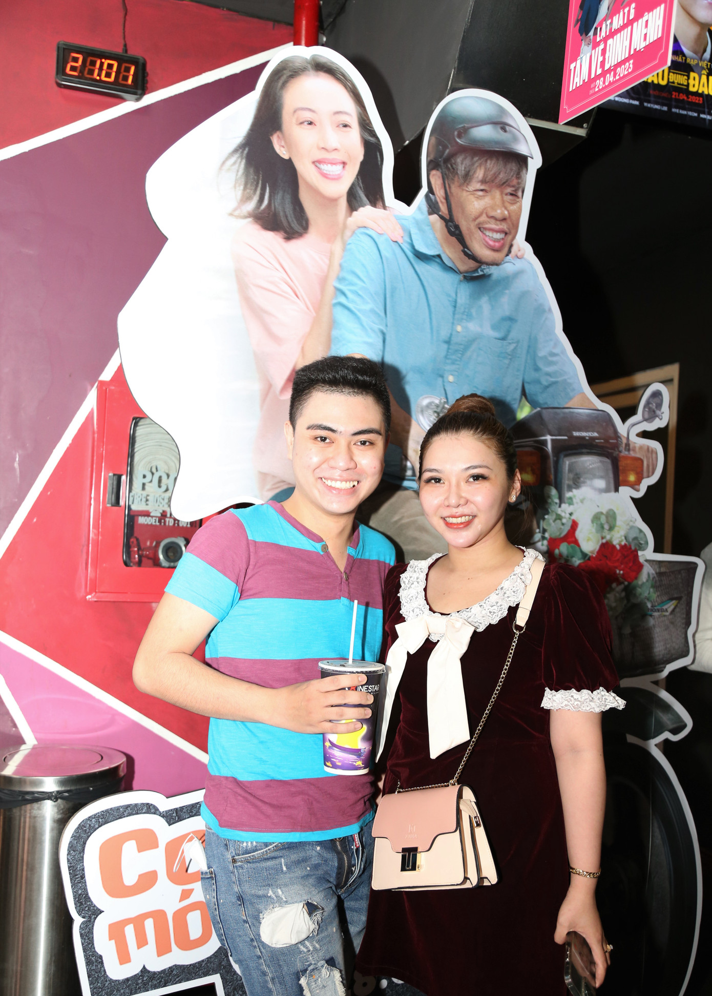 Cùng check-in lưu niệm với bộ phim yêu thích.