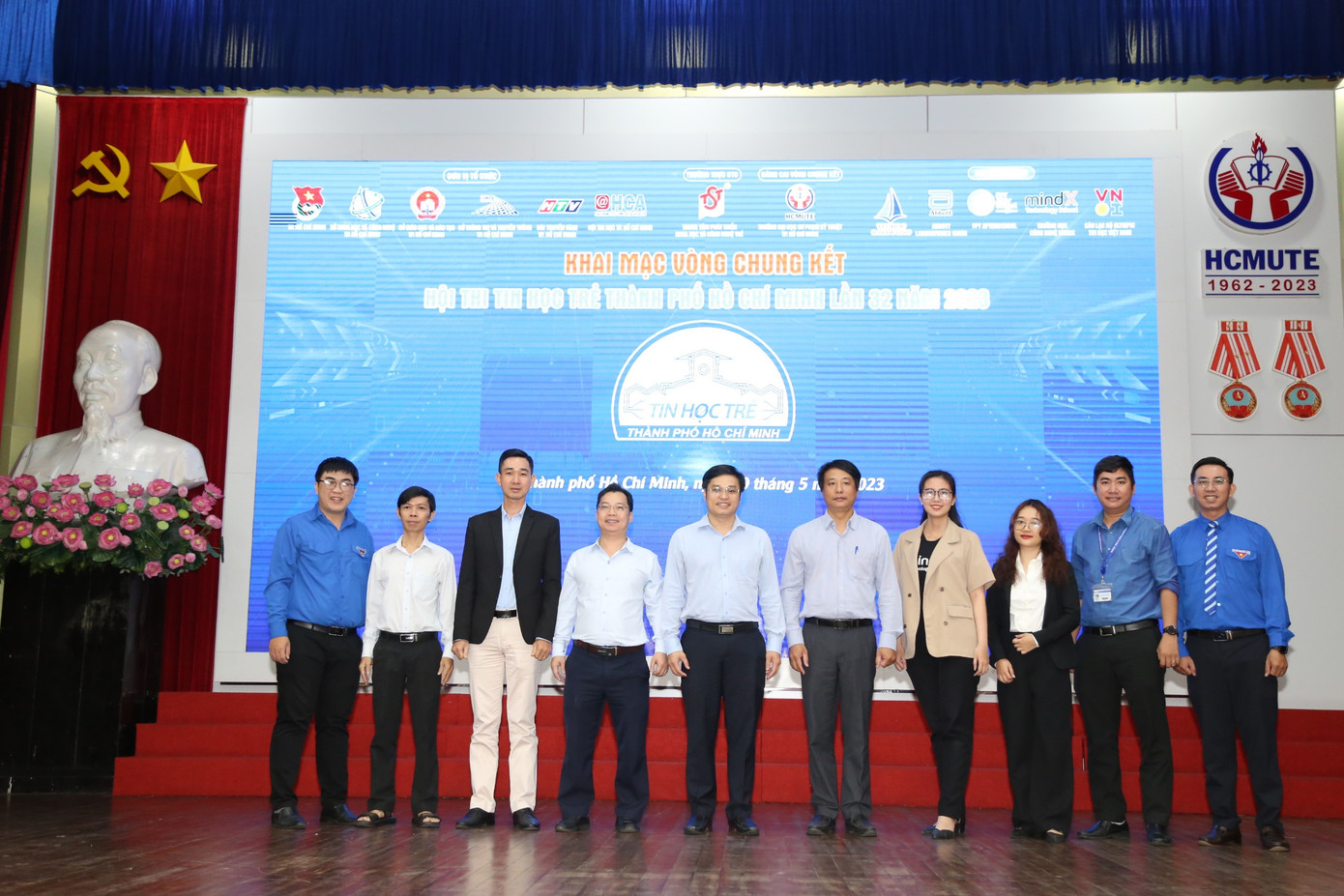 Hội đồng giám khảo vòng Chung kết là những chuyên gia, nhà khoa học đầu ngành...