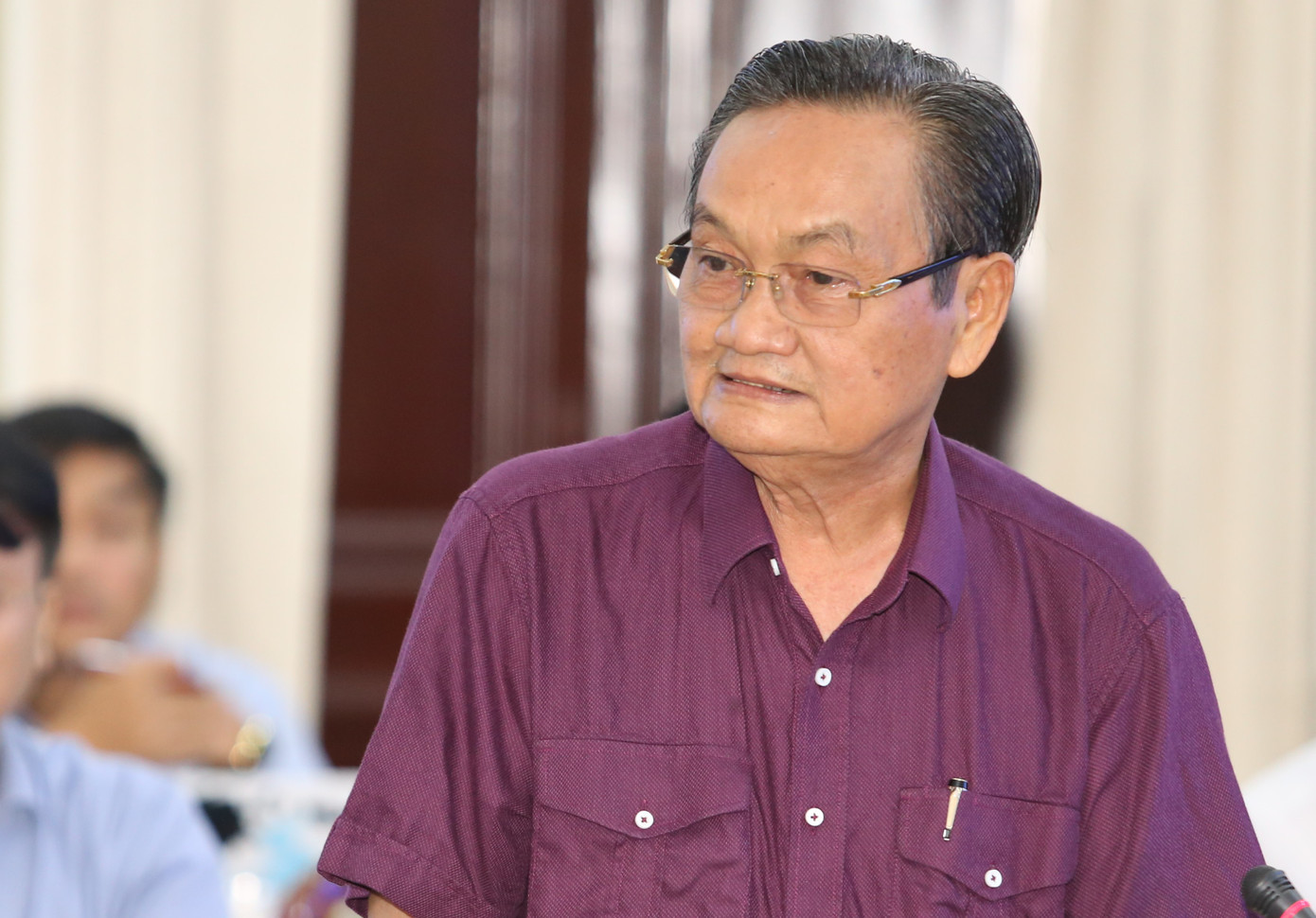 TS. Trần Du Lịch trao đổi tại buổi họp. Ảnh: Ngô Tùng