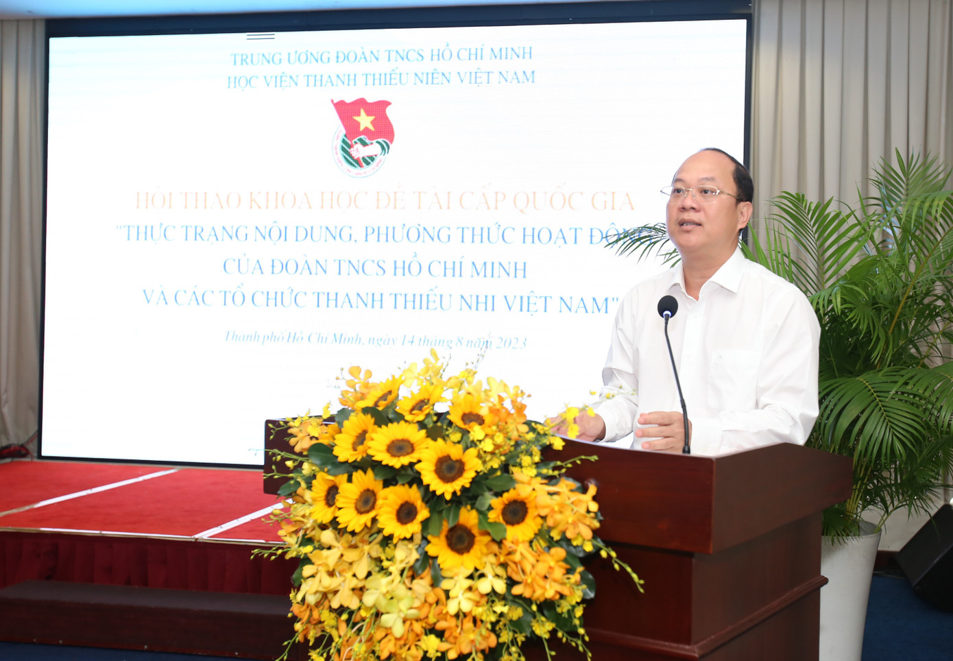 Phó Bí thư Thành uỷ TPHCM Nguyễn Hồ Hải phát biểu tại hội thảo. Phó Bí thư Thành uỷ TPHCM Nguyễn Hồ Hải phát biểu tại hội thảo.