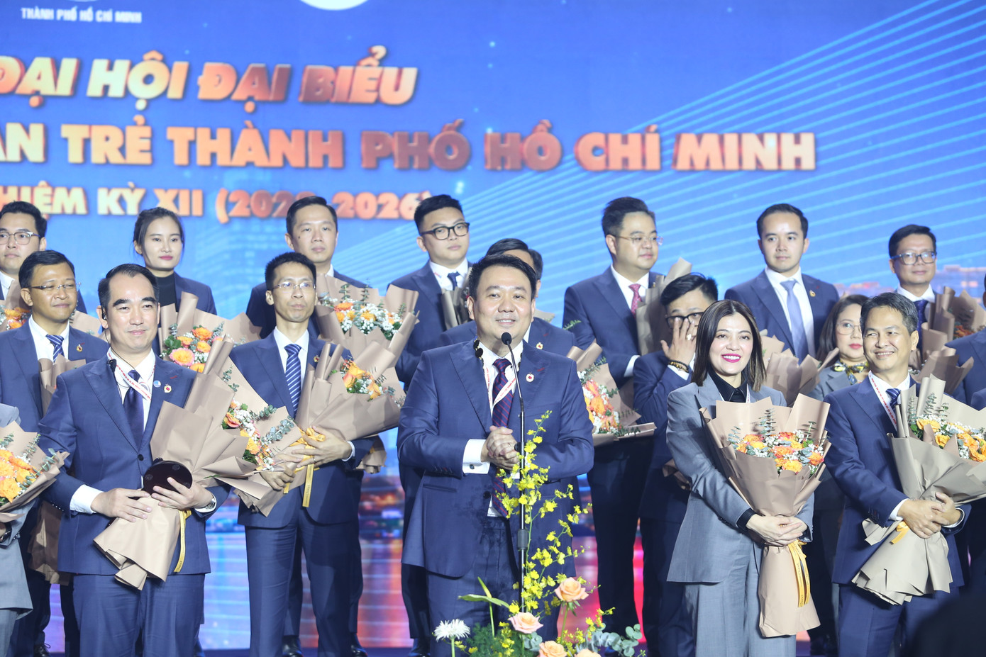 Anh Lê Trí Thông phát biểu nhận nhiệm vụ. Anh Lê Trí Thông phát biểu nhận nhiệm vụ.