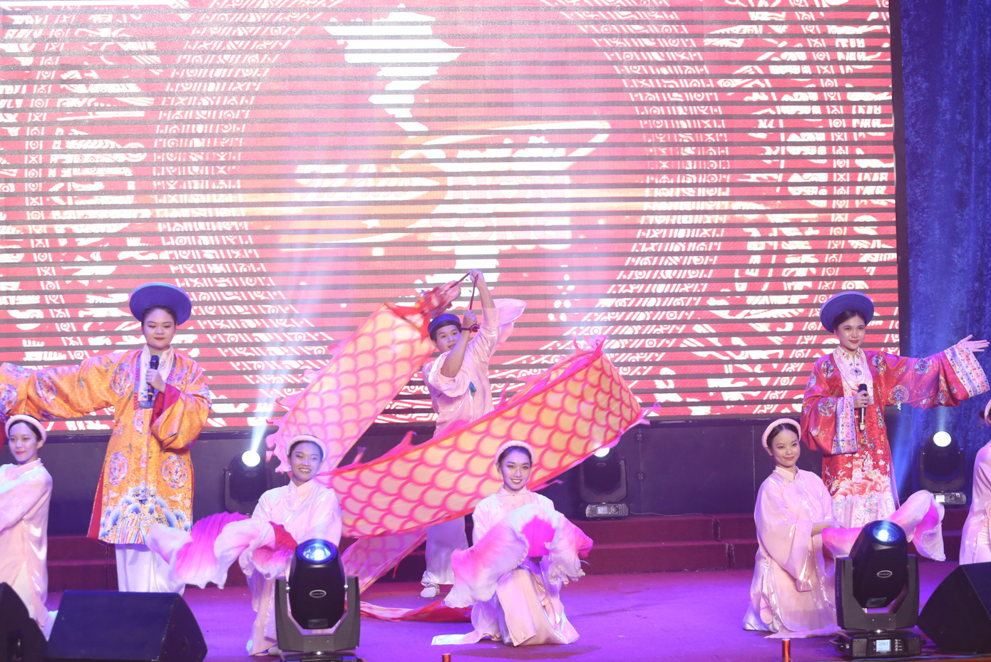 Vòng lưu diễn khu vực 4 của chương trình có sự tham gia của 10 tiết mục đến từ các cá nhân, nhóm nhạc là sinh viên đang theo học tại các tỉnh khu vực Tây nguyên và Đông Nam bộ.