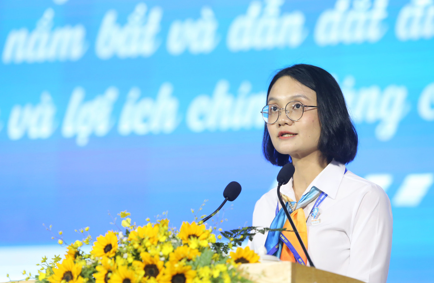 Chị Trần Thu Hà phát biểu khai mạc đại hội.