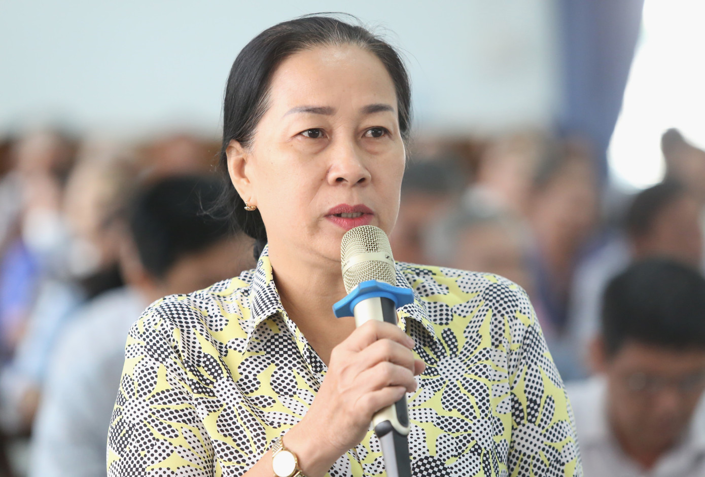 Cử tri Ngọc Mỹ kiến nghị với các đại biểu. Cử tri Ngọc Mỹ kiến nghị với các đại biểu.