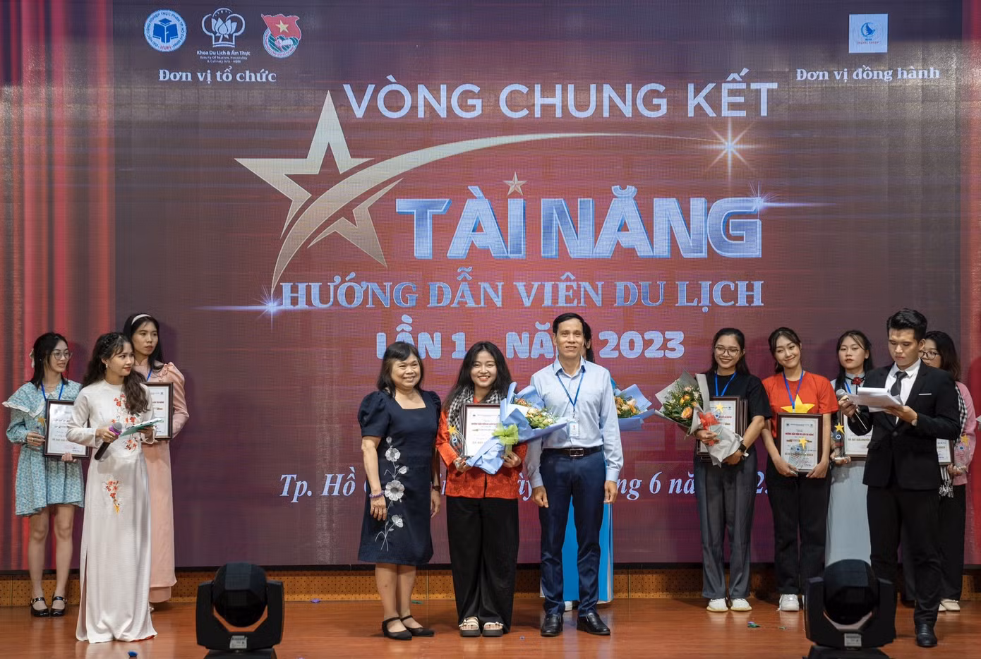 Thí sinh Nguyễn Ngọc Bích Loan (Trường Đại học Quốc tế Hồng Bàng) xuất sắc giành giải Nhất hội thi.