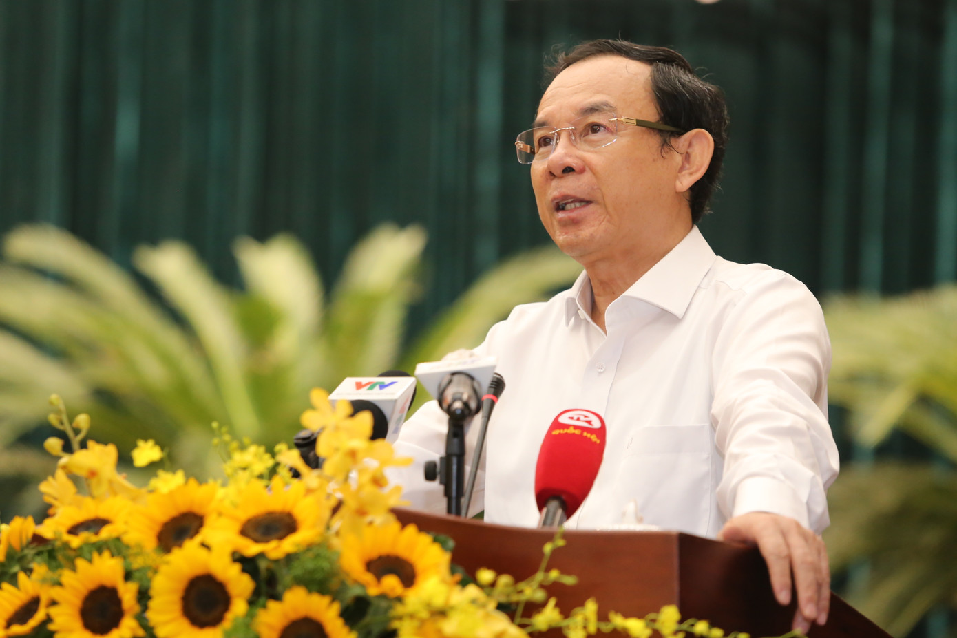 Bí thư Thành uỷ TPHCM Nguyễn Văn Nên phát biểu khai mạc hội nghị. Ảnh: Ngô Tùng Bí thư Thành uỷ TPHCM Nguyễn Văn Nên phát biểu khai mạc hội nghị. Ảnh: Ngô Tùng