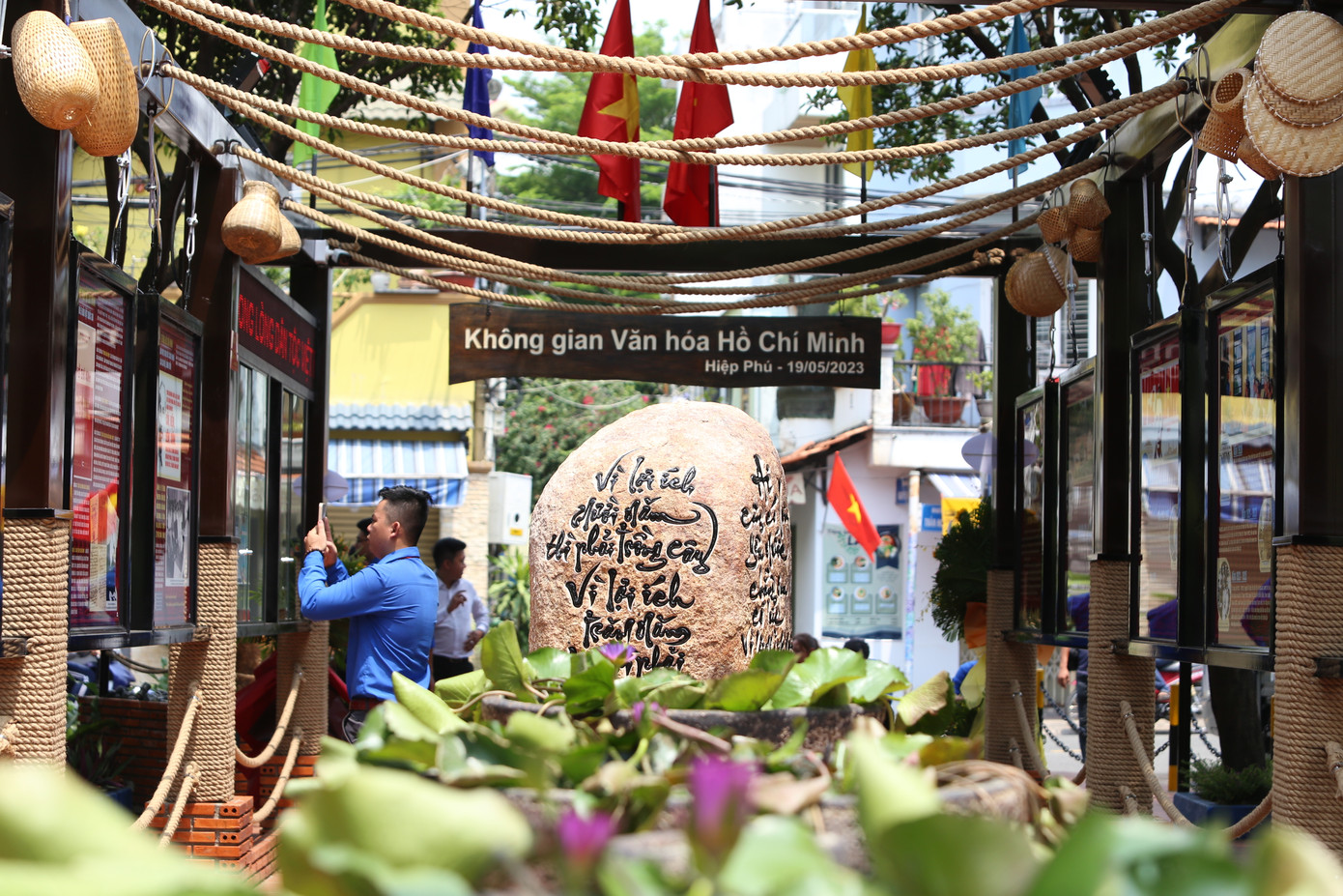 Không gian văn hóa Hồ Chí Minh với những nét độc đáo, sáng tạo tại khu phố 2, phường Hiệp Phú, TP. Thủ Đức. Ảnh: Ngô Tùng.