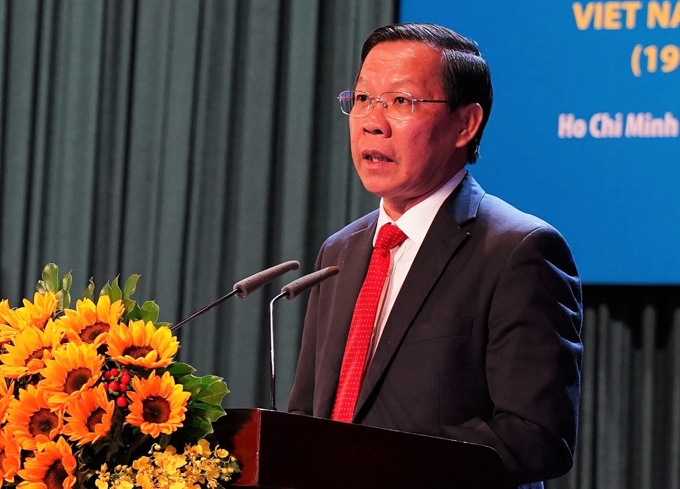 Chủ tịch UBND TPHCM Phan Văn Mãi tại buổi lễ.