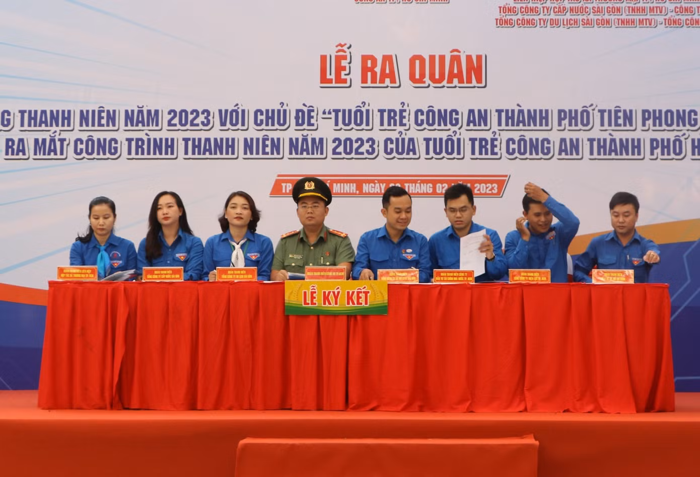 Ban Thường vụ Đoàn Công an TPHCM ký kết phối hợp hoạt động cùng các cơ sở Đoàn ngoài lực lượng.