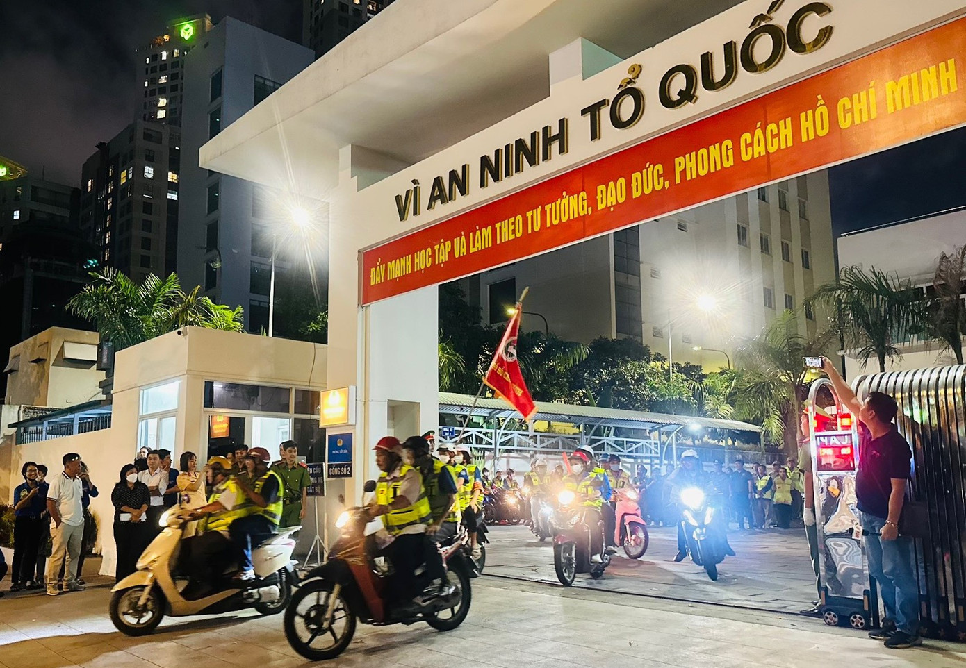 Phát động đợt cao điểm xung kích phòng, chống ma tuý và tệ nạn xã hội.