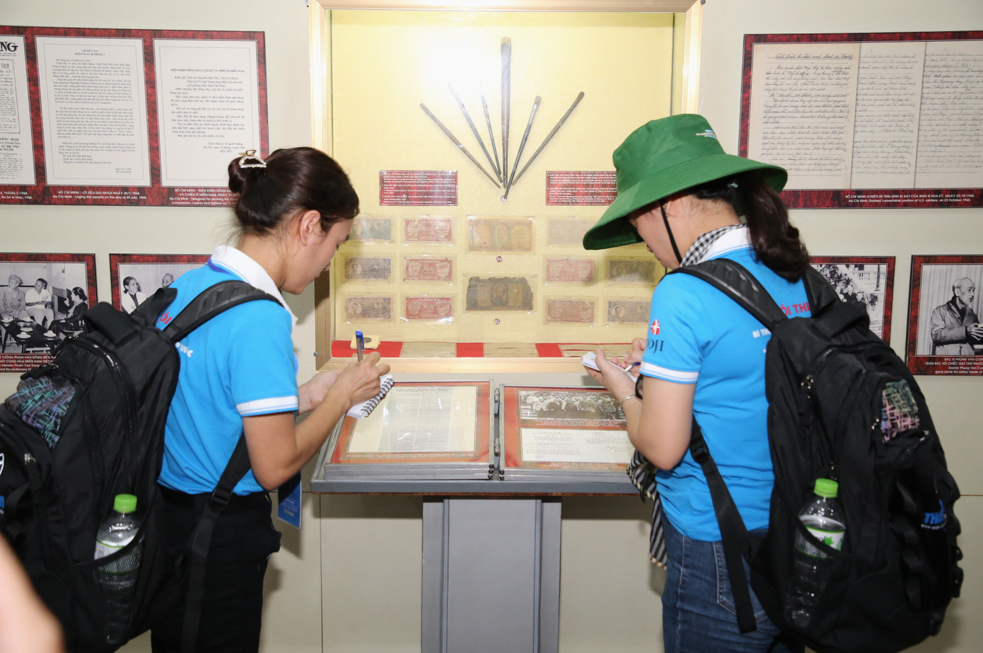 Tham gia vòng thi, các bạn trẻ cần đảm bảo khả năng tiếp cận thông tin nhanh nhạy để đáp ứng yêu cầu thời gian được Ban tổ chức đưa ra. Tham gia vòng thi, các bạn trẻ cần đảm bảo khả năng tiếp cận thông tin nhanh nhạy để đáp ứng yêu cầu thời gian được Ban tổ chức đưa ra.