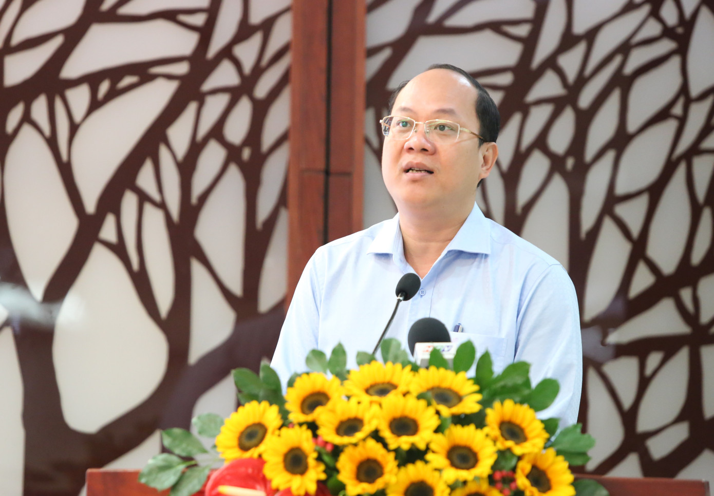 Phó Bí thư Thành uỷ TPHCM Nguyễn Hồ Hải. Phó Bí thư Thành uỷ TPHCM Nguyễn Hồ Hải.