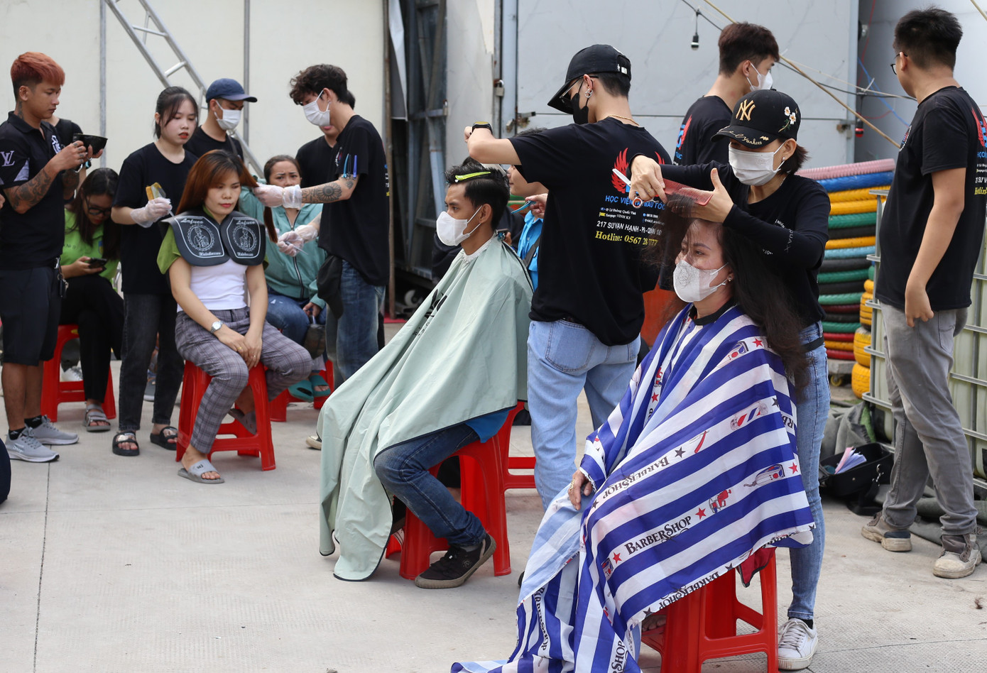 Nhiều hoạt động đồng hành, chăm lo đời sống thanh niên công nhân được tổ chức Đoàn - Hội chung tay thực hiện dịp này. Nhiều hoạt động đồng hành, chăm lo đời sống thanh niên công nhân được tổ chức Đoàn - Hội chung tay thực hiện dịp này.