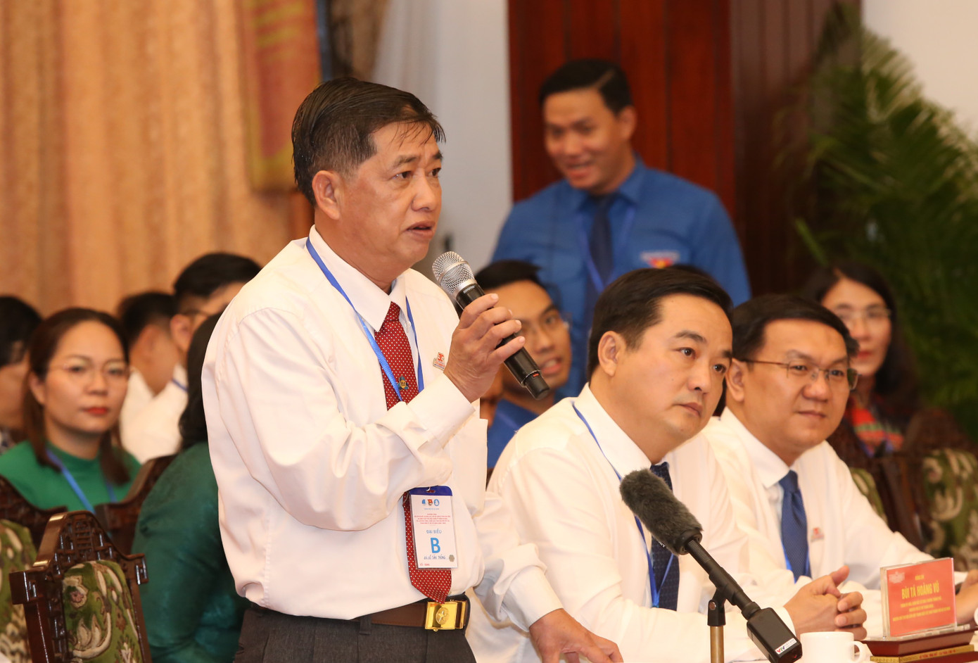 Nguyên Bí thư Đoàn Trường Đại học Bách khoa TPHCM Võ Tấn Thông chia sẻ tại chương trình. Nguyên Bí thư Đoàn Trường Đại học Bách khoa TPHCM Võ Tấn Thông chia sẻ tại chương trình.