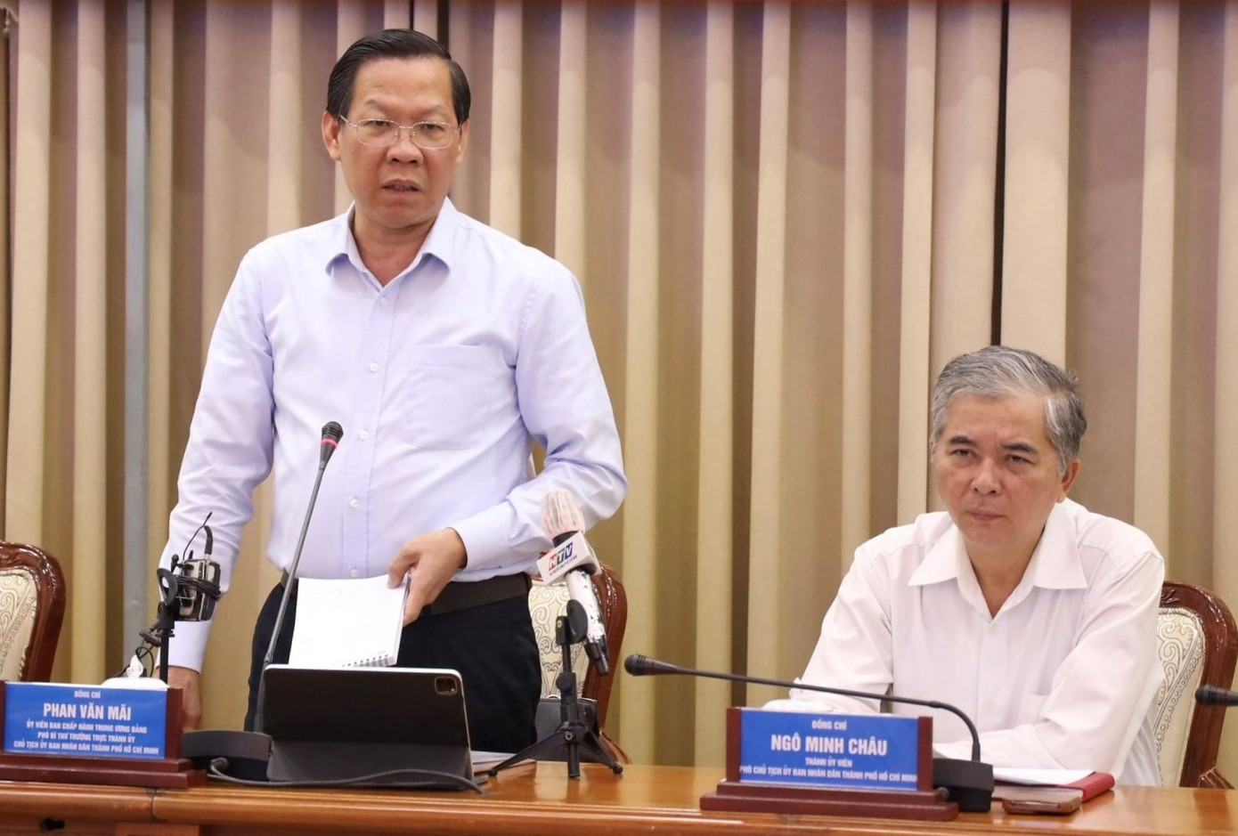 Chủ tịch UBND TPHCM Phan Văn Mãi phát biểu tại hội nghị. Chủ tịch UBND TPHCM Phan Văn Mãi phát biểu tại hội nghị.