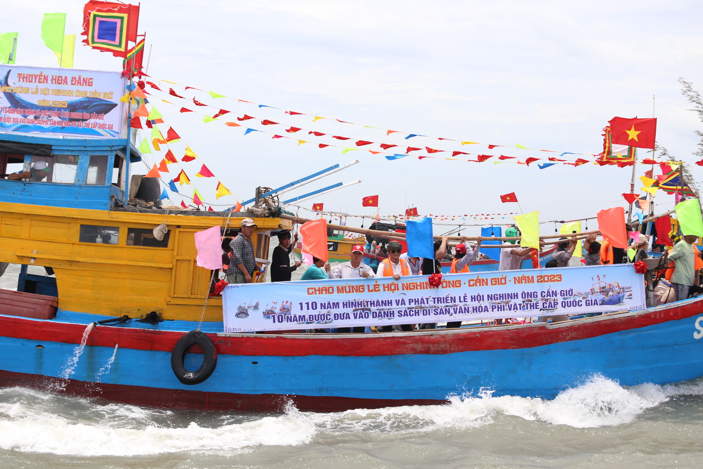 Năm nay, Lễ hội Nghinh Ông - Cần Giờ tròn kỷ niệm 110 năm hình thành và phát triển và cũng đúng dịp 10 năm được đưa vào danh sách Di sản văn hóa phi vật thể cấp quốc gia.