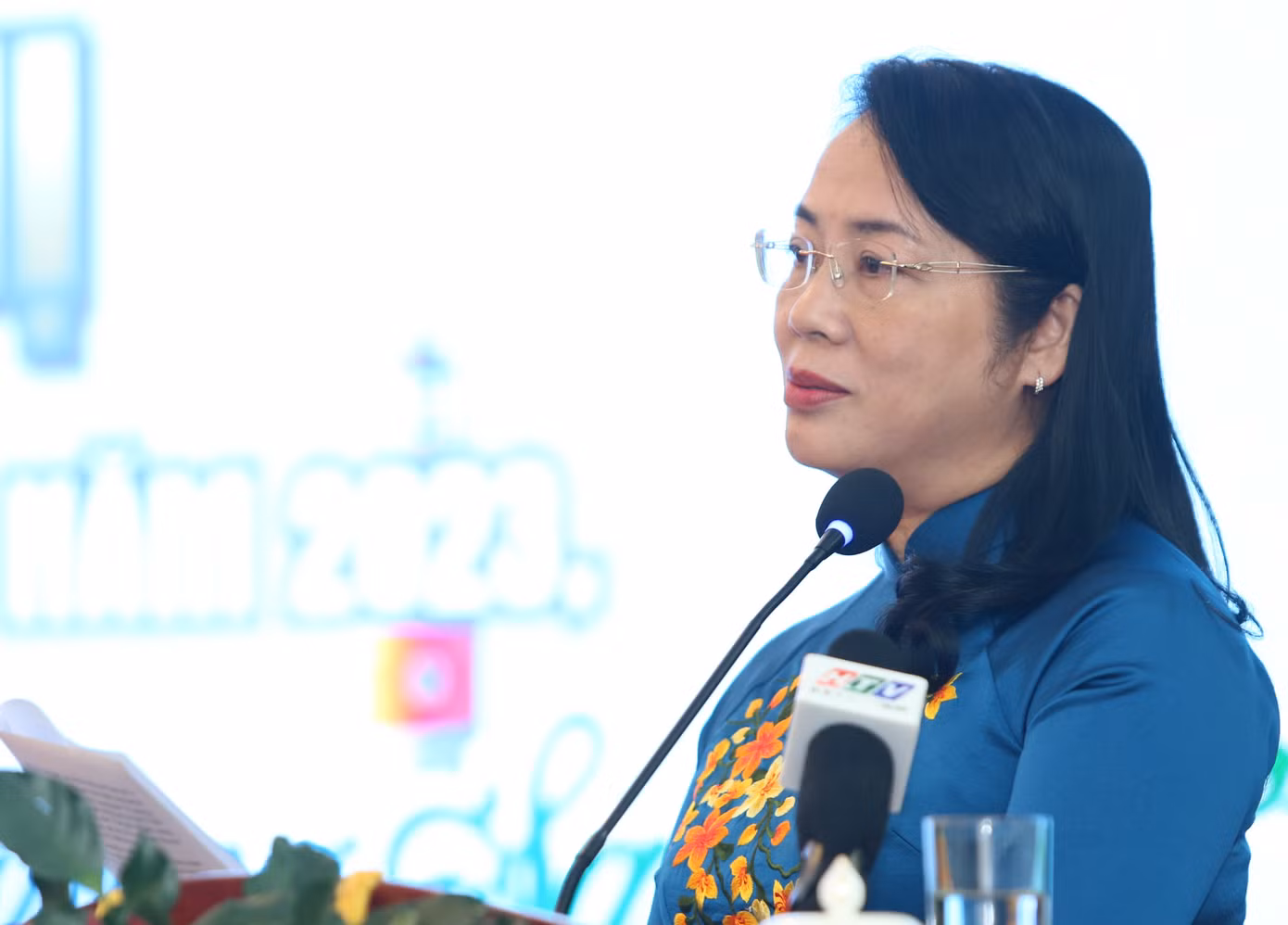 Bà Trần Kim Yến phát động chương trình “Vì Trường Sa xanh” (Ảnh: Ngô Tùng). Bà Trần Kim Yến phát động chương trình “Vì Trường Sa xanh” (Ảnh: Ngô Tùng).