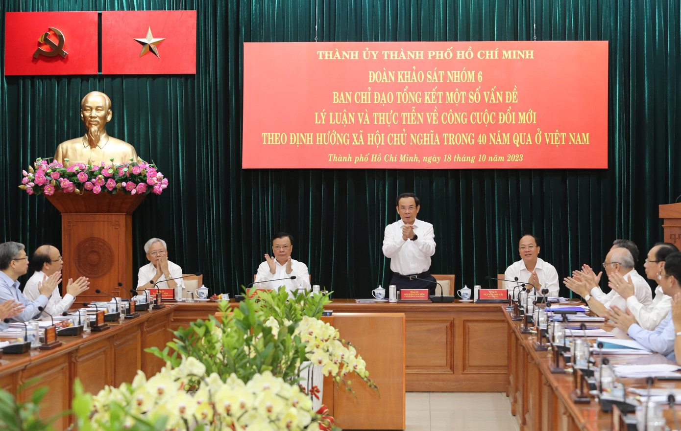 Quang cảnh buổi làm việc. Ảnh: Ngô Tùng