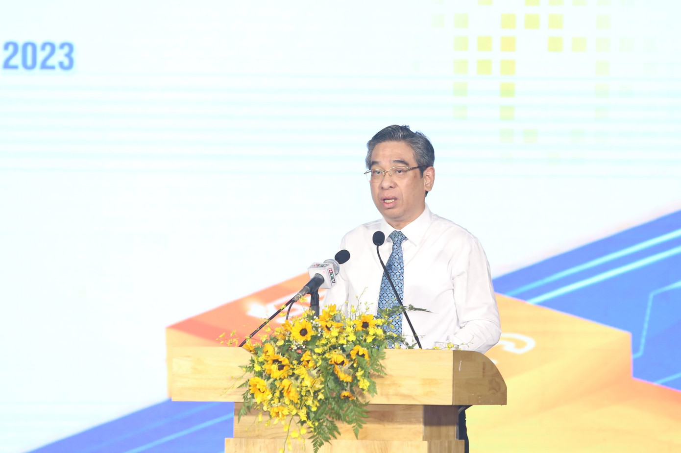 Phó Bí thư Thành ủy TPHCM Nguyễn Phước Lộc gửi gắm với tổ chức Hội Sinh viên thành phố.