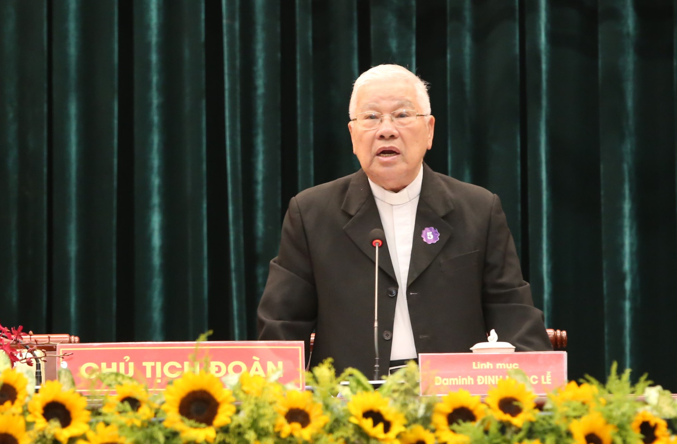 Linh mục Đinh Ngọc Lễ làm Chủ tịch Uỷ ban Đoàn kết Công giáo TPHCM khoá IX.