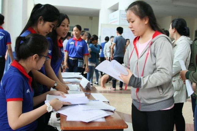 Kỳ thi Đánh giá năng lực chuyên biệt của trường ĐH Sư phạm TP. HCM được tổ chức lần đầu năm 2022 với khoảng 2.000 lượt thí sinh. Đến năm nay, con số này tăng lên thành 8.500 lượt. Kỳ thi Đánh giá năng lực chuyên biệt của trường ĐH Sư phạm TP. HCM được tổ chức lần đầu năm 2022 với khoảng 2.000 lượt thí sinh. Đến năm nay, con số này tăng lên thành 8.500 lượt.