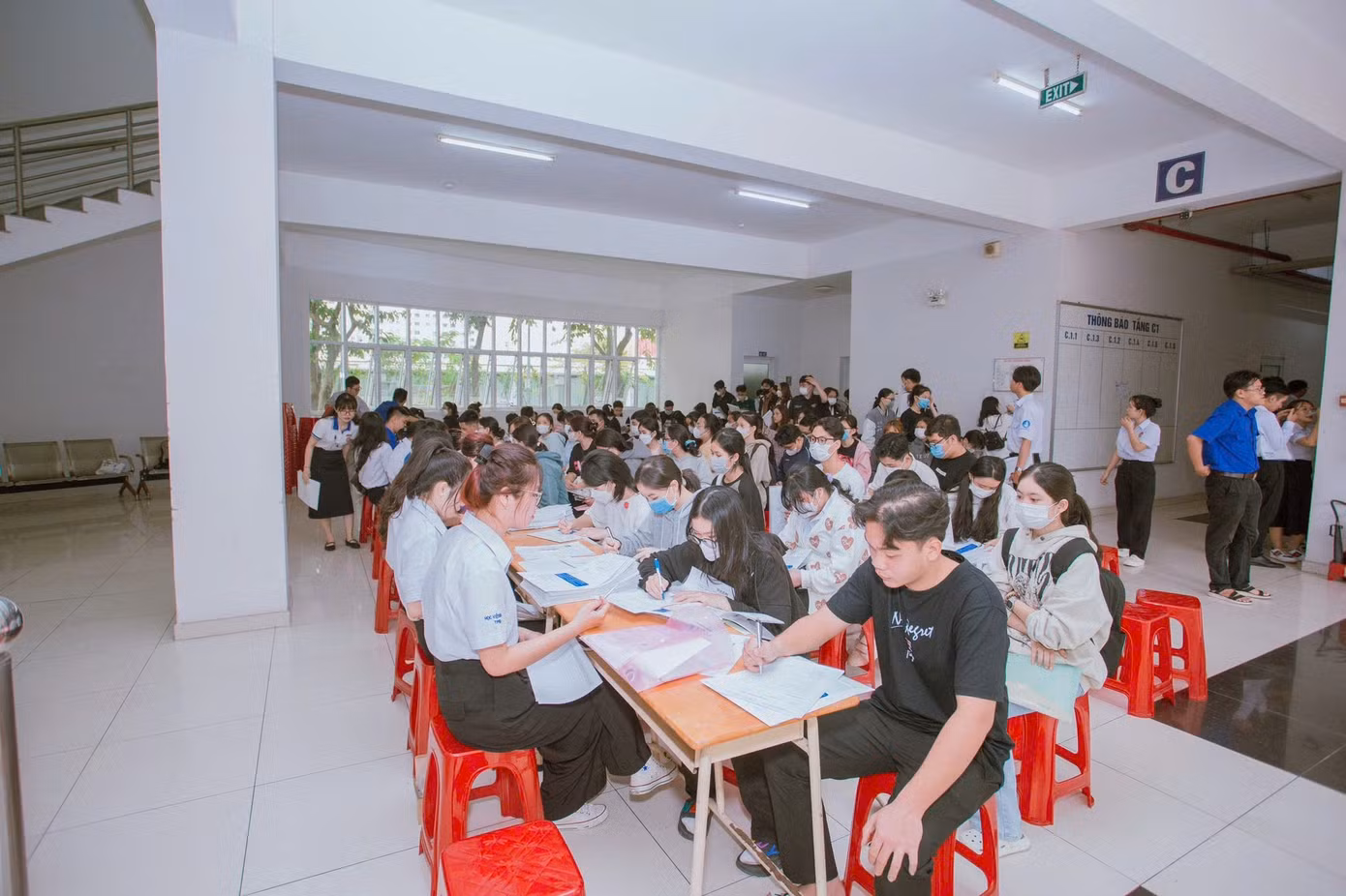 Tân sinh viên các trường về nhập học nhiều nên áp lực về nhà trọ ngày càng lớn. Tân sinh viên các trường về nhập học nhiều nên áp lực về nhà trọ ngày càng lớn.