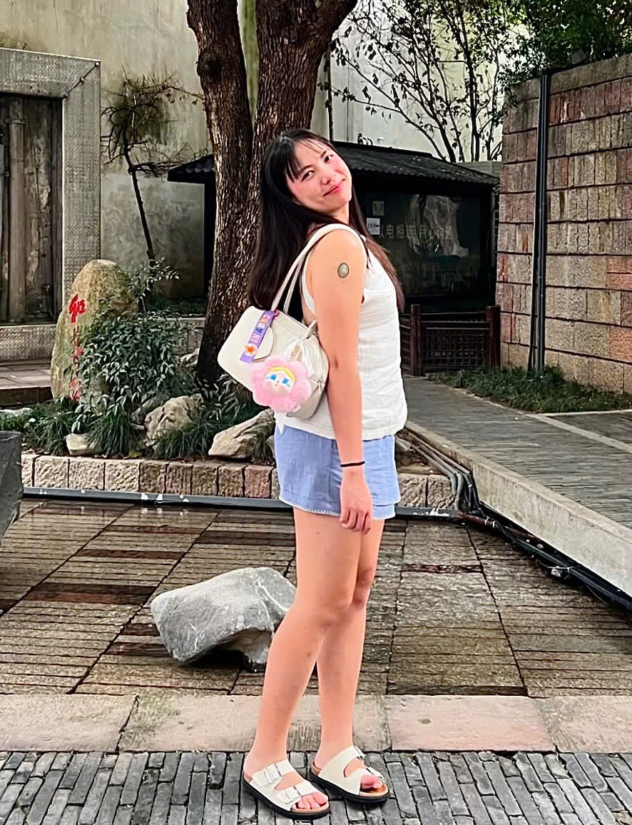 Hiền Trâm vẫn đang nỗ lực từng ngày cho đam mê của mình. Hiền Trâm vẫn đang nỗ lực từng ngày cho đam mê của mình.