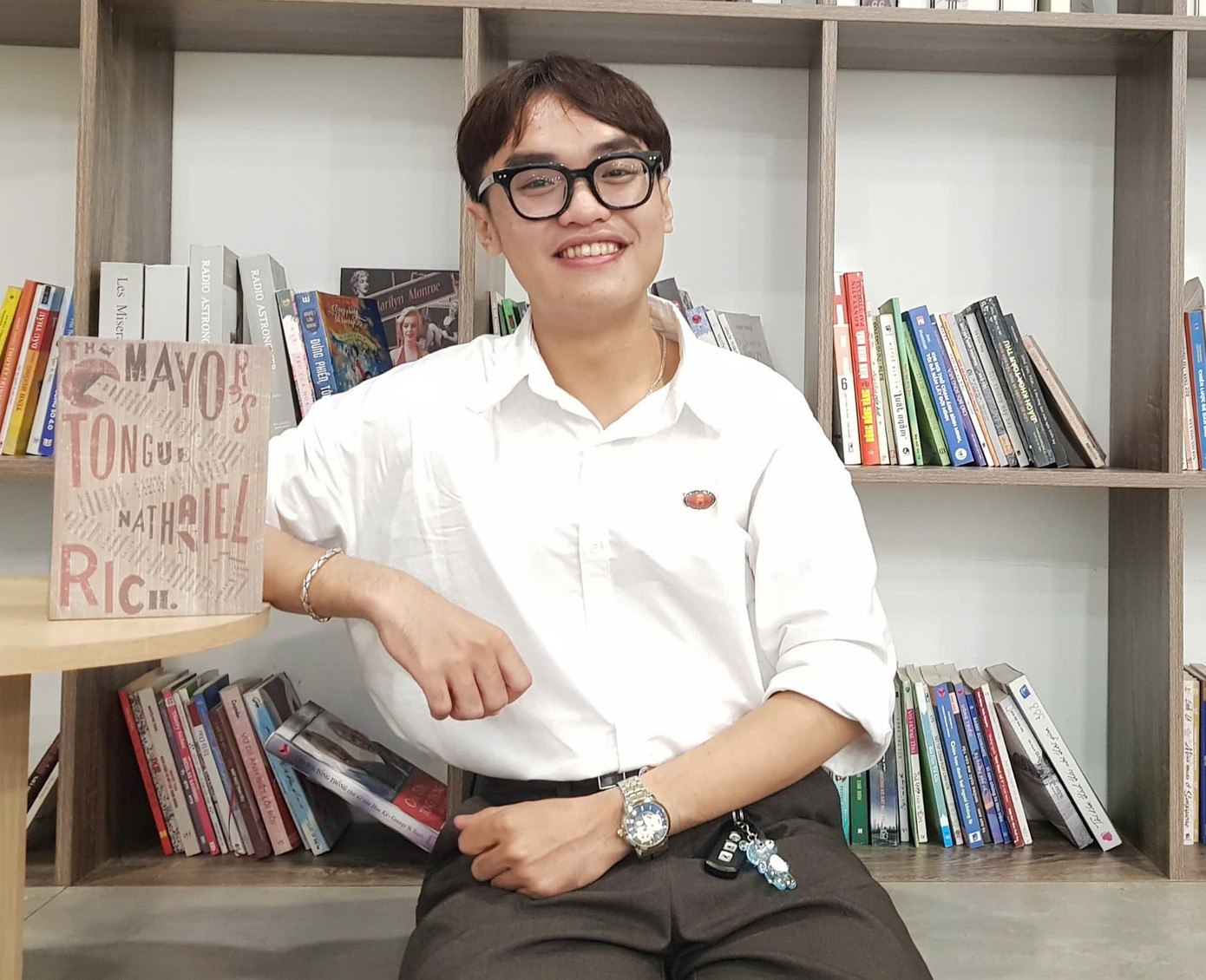 Hữu Hưng luôn nỗ lực cố gắng trong suốt 4 năm trên giảng đường.