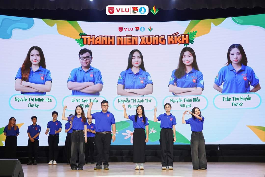 Hành trình lan tỏa yêu thương của các chiến sĩ áo xanh trường ĐH Văn Lang chính thức ra quân, bắt đầu một chặng đường tình nguyện ý nghĩa.