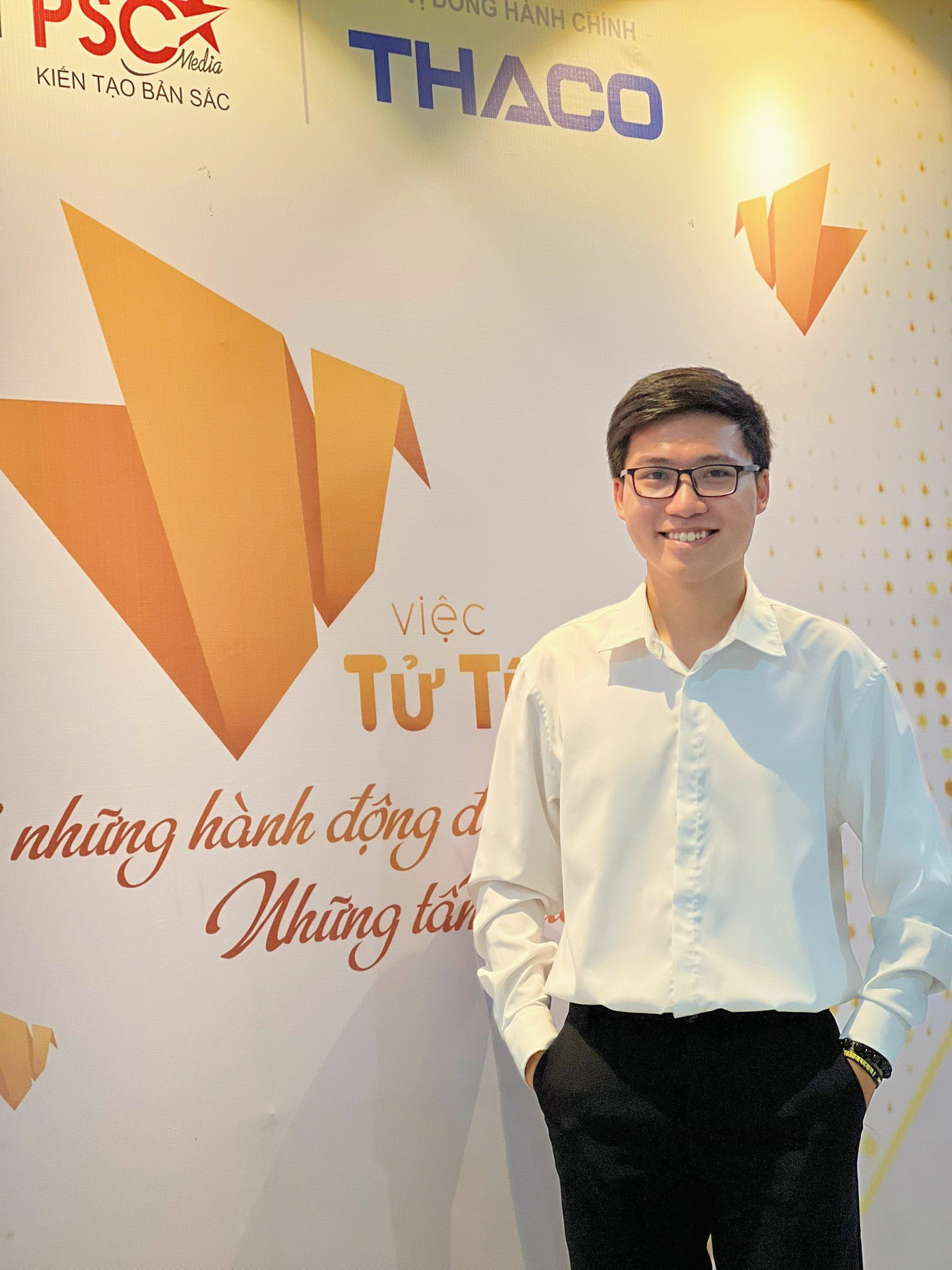 Lê Văn Phúc lọt Top 20 'Gương mặt trẻ Việt Nam tiêu biểu' 2023 ở lĩnh vực Hoạt động xã hội. (Ảnh: NVCC)