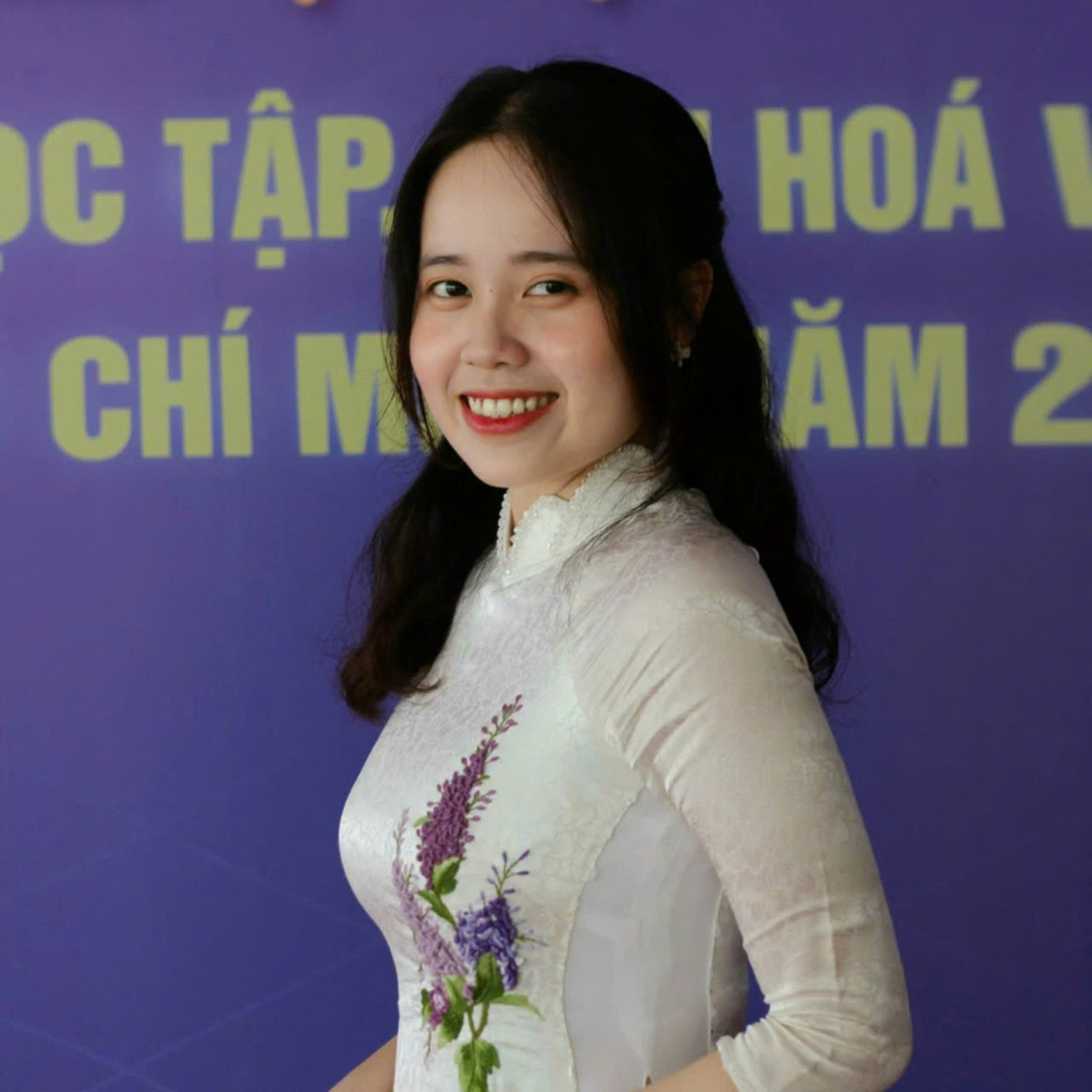 Hoàng Mai từng đoạt giải Nhất NCKH cấp Khoa, giải Ba NCKH cấp Trường và giải Khuyến khích Giải thưởng Khoa học và Công nghệ dành cho sinh viên 2023. Hoàng Mai từng đoạt giải Nhất NCKH cấp Khoa, giải Ba NCKH cấp Trường và giải Khuyến khích Giải thưởng Khoa học và Công nghệ dành cho sinh viên 2023.