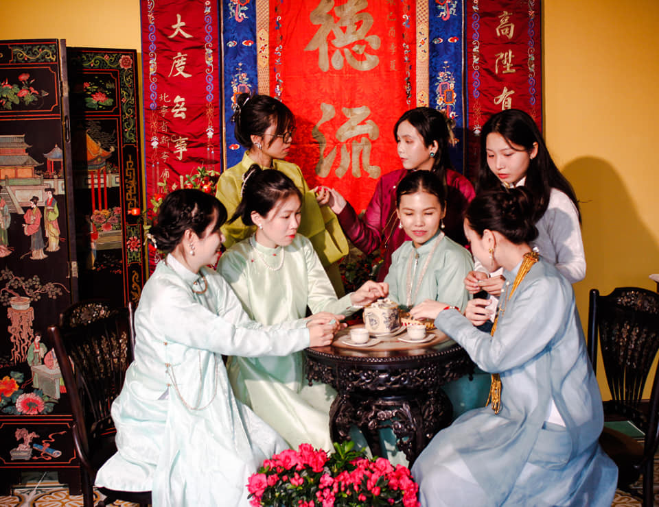 Không chỉ học lý thuyết, các bạn trẻ sẽ được tham gia điền dã và các buổi học ngoài trời.