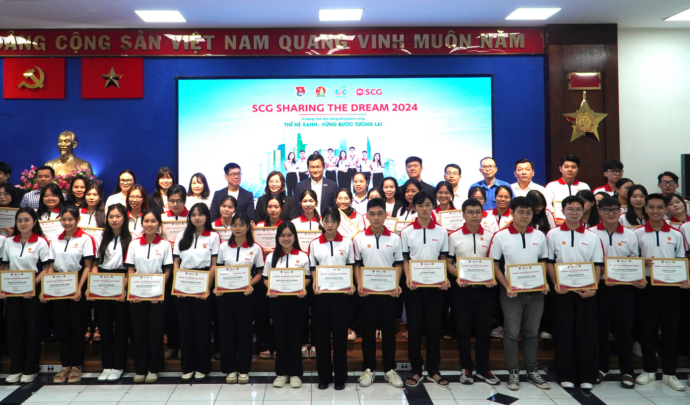74 suất học bổng ‘SCG Sharing the Dream năm 2024’ được trao đến sinh viên đang học tập tại khu vực miền Nam. 74 suất học bổng ‘SCG Sharing the Dream năm 2024’ được trao đến sinh viên đang học tập tại khu vực miền Nam.