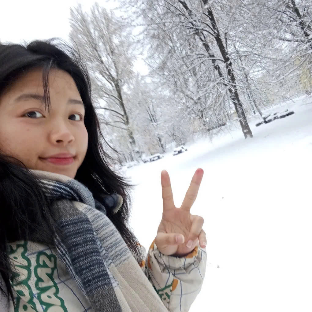 Ngô Thị Hiền chụp ảnh tại Ba Lan. (Ảnh: NVCC) Ngô Thị Hiền chụp ảnh tại Ba Lan. (Ảnh: NVCC)