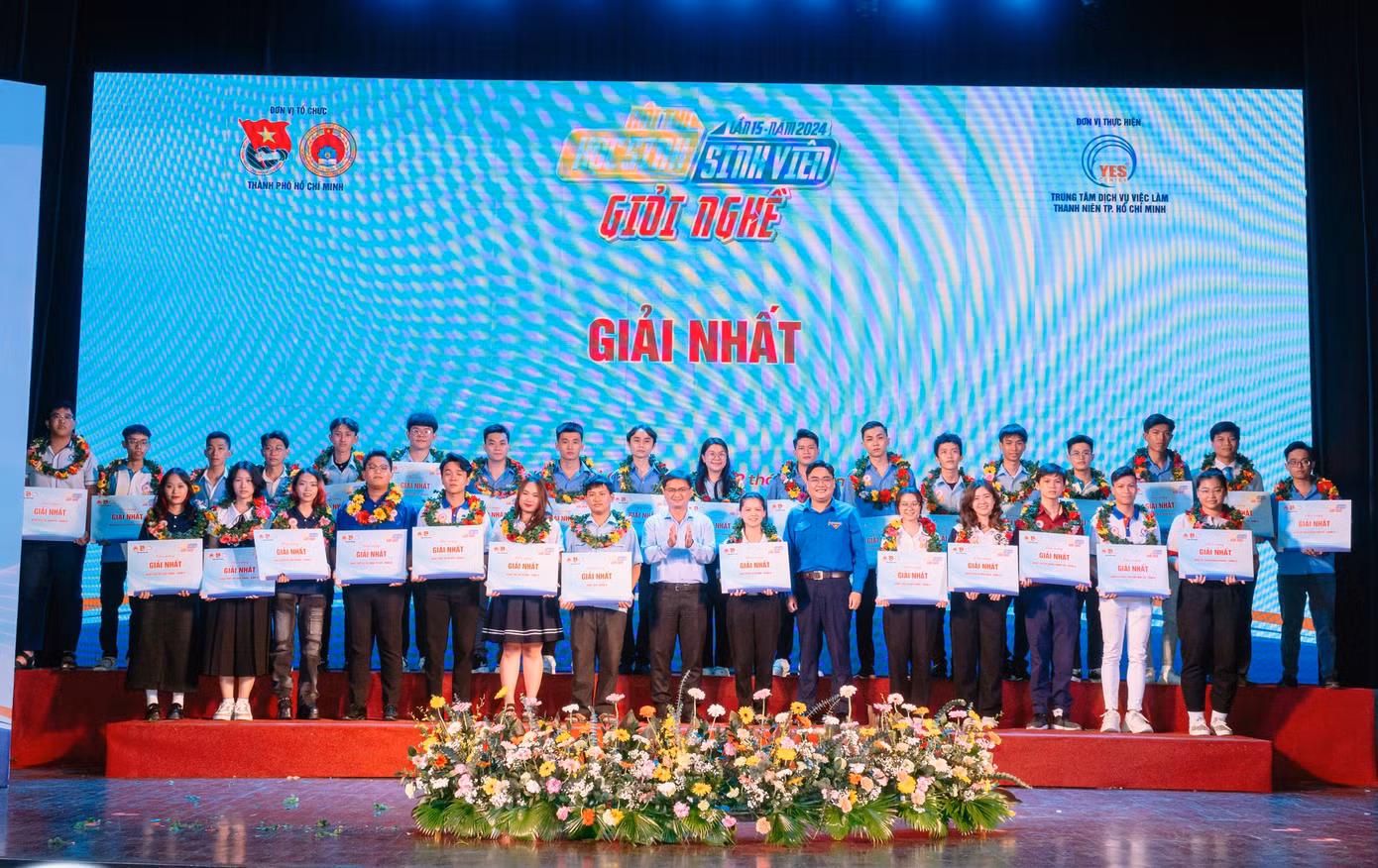 Ban Tổ chức đã trao giải cho 148 thí sinh đoạt giải. (Ảnh: TLTĐ)