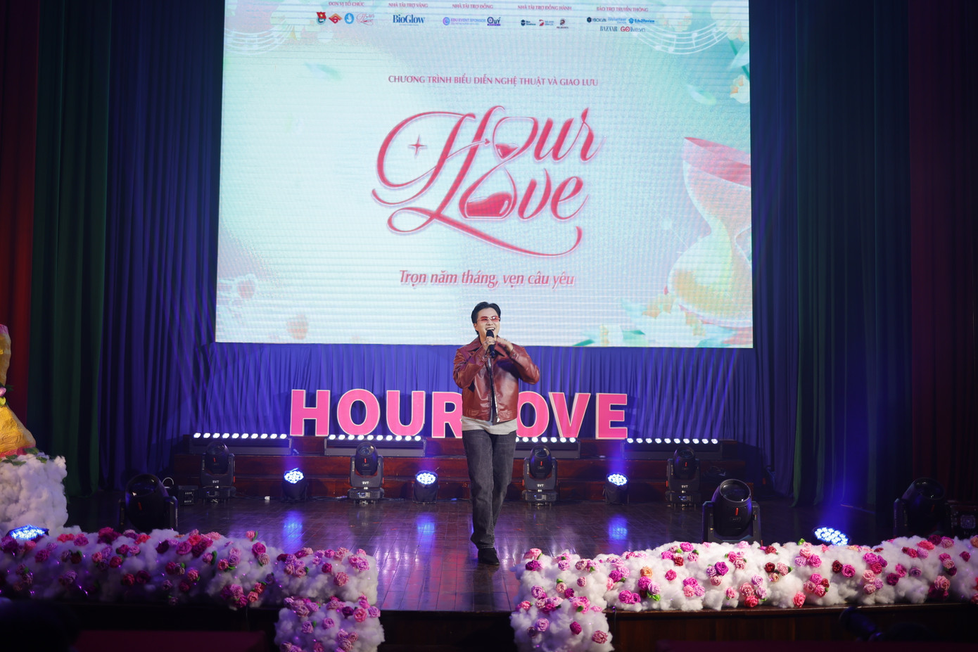 Sự góp mặt của ca sĩ Lê Thiện Hiếu với các bài hát về tình yêu. (Ảnh: Anh Kiệt) Sự góp mặt của ca sĩ Lê Thiện Hiếu với các bài hát về tình yêu. (Ảnh: Anh Kiệt)