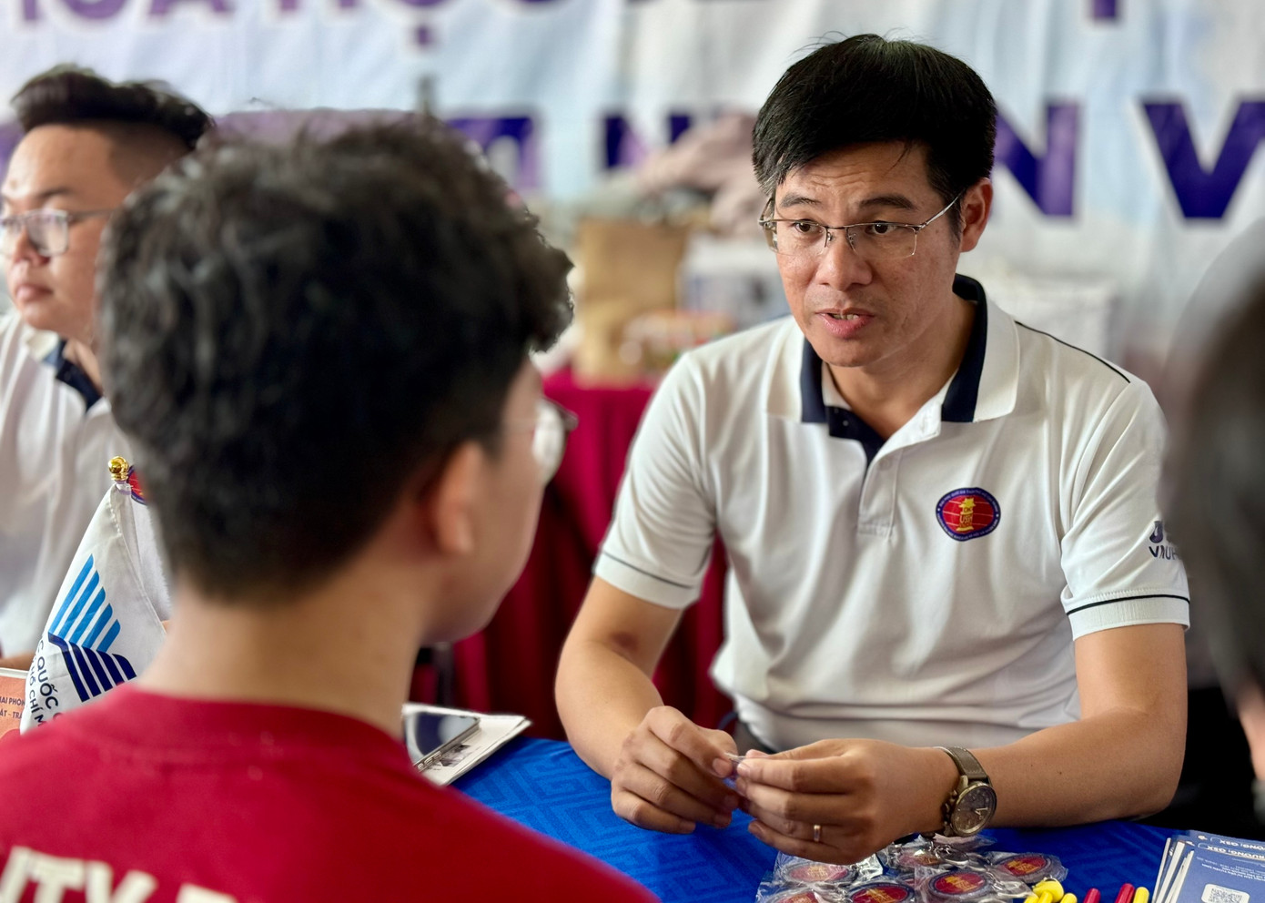 Có đội ngũ mentor hướng dẫn nhập học, tân sinh viên sẽ vững tin hơn.