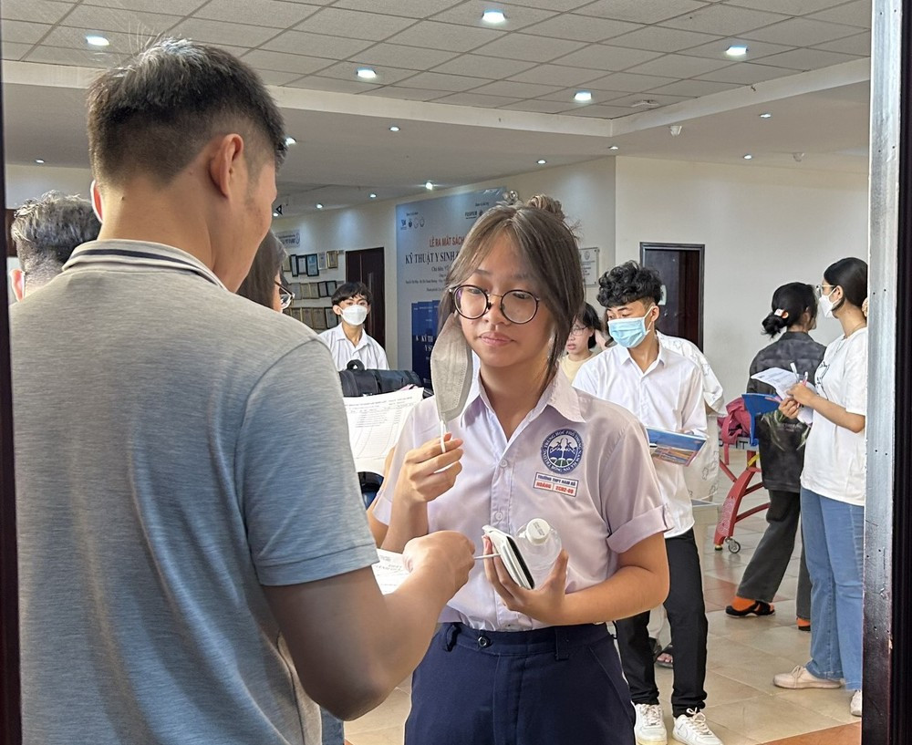 Trước đó, một số trường như trường ĐH Luật TP HCM, trường ĐH Công nghệ TP. HCM, trường ĐH Kinh tế - Tài chính TP. HCM cũng đã công bố thông tin tuyển sinh năm 2024.