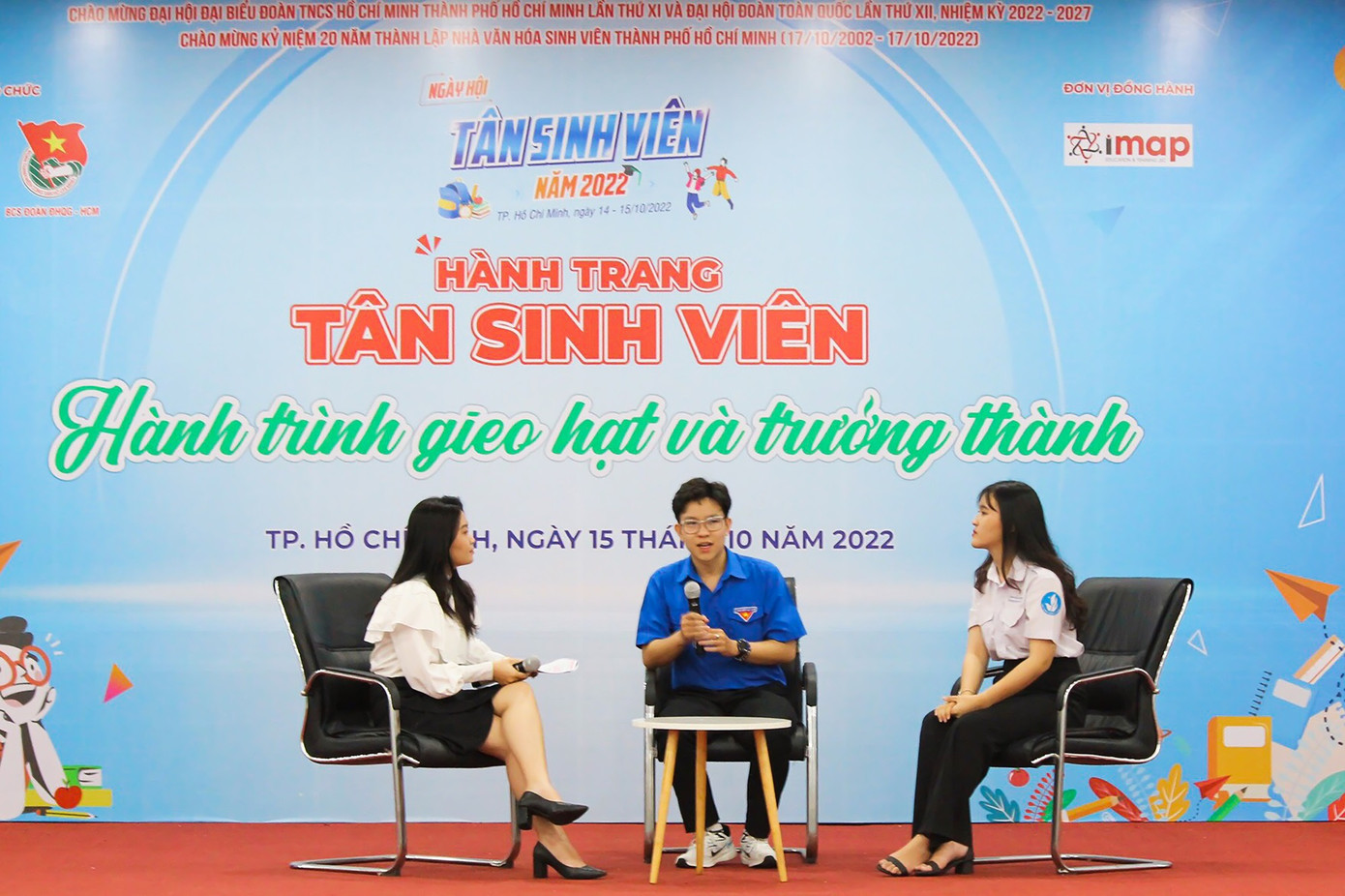 Năm 2022, Quốc Trung làm diễn giả tại chương trình “Hành trang tân sinh viên - Hành trình gieo hạt và trưởng thành”. (Ảnh: NVCC) Năm 2022, Quốc Trung làm diễn giả tại chương trình “Hành trang tân sinh viên - Hành trình gieo hạt và trưởng thành”. (Ảnh: NVCC)