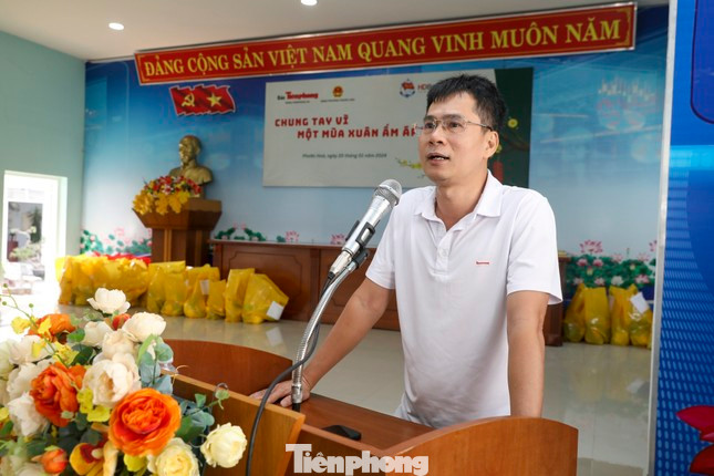 Nhà báo Lý Thành Tâm - Đảng uỷ viên, Trưởng Cơ quan đại diện báo Tiền Phong tại TP. HCM phát biểu tại chương trình. Nhà báo Lý Thành Tâm - Đảng uỷ viên, Trưởng Cơ quan đại diện báo Tiền Phong tại TP. HCM phát biểu tại chương trình.