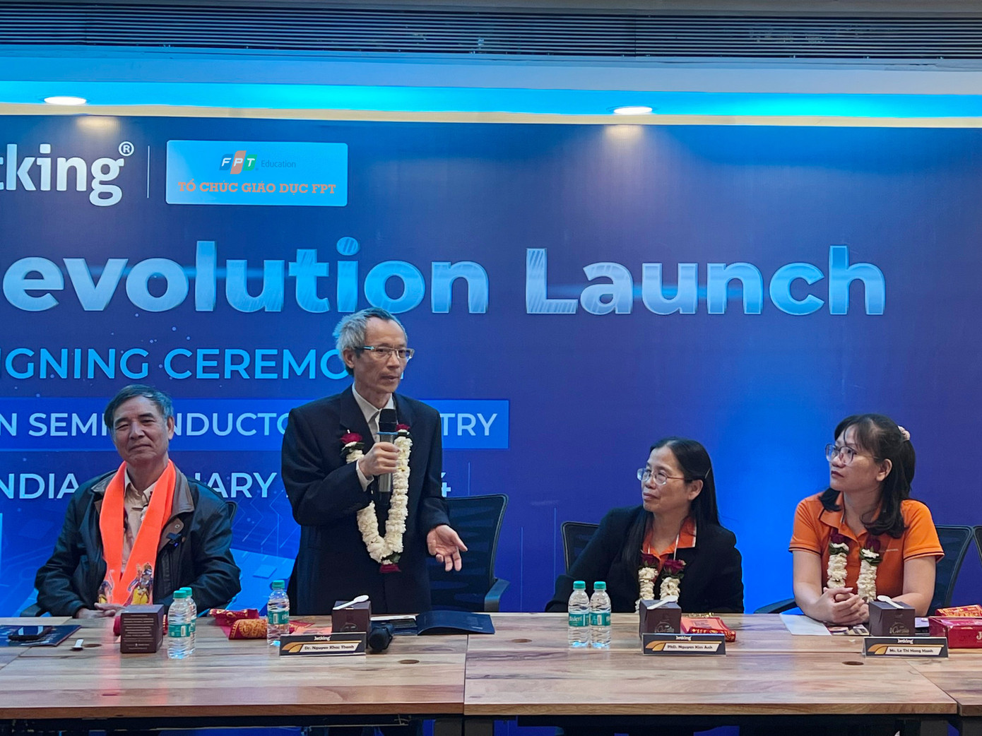 Ông Nguyễn Khắc Thành – Hiệu trưởng trường ĐH FPT chia sẻ về sự hợp tác đào tạo Thiết kế vi mạch bán dẫn.