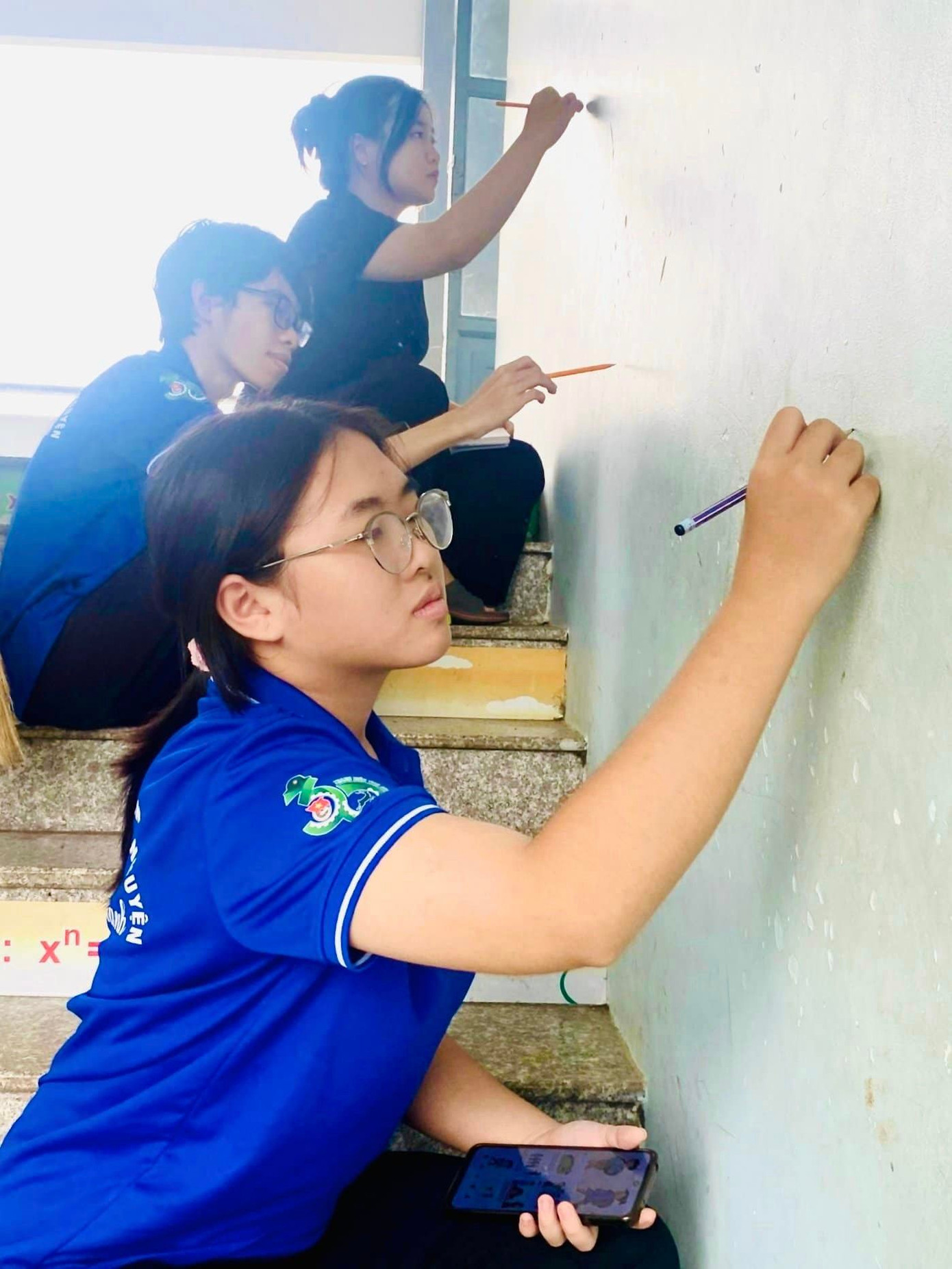 Sau Lễ ra quân, nhiều đội hình đã bắt tay vào thực hiện các công trình. Sau Lễ ra quân, nhiều đội hình đã bắt tay vào thực hiện các công trình.