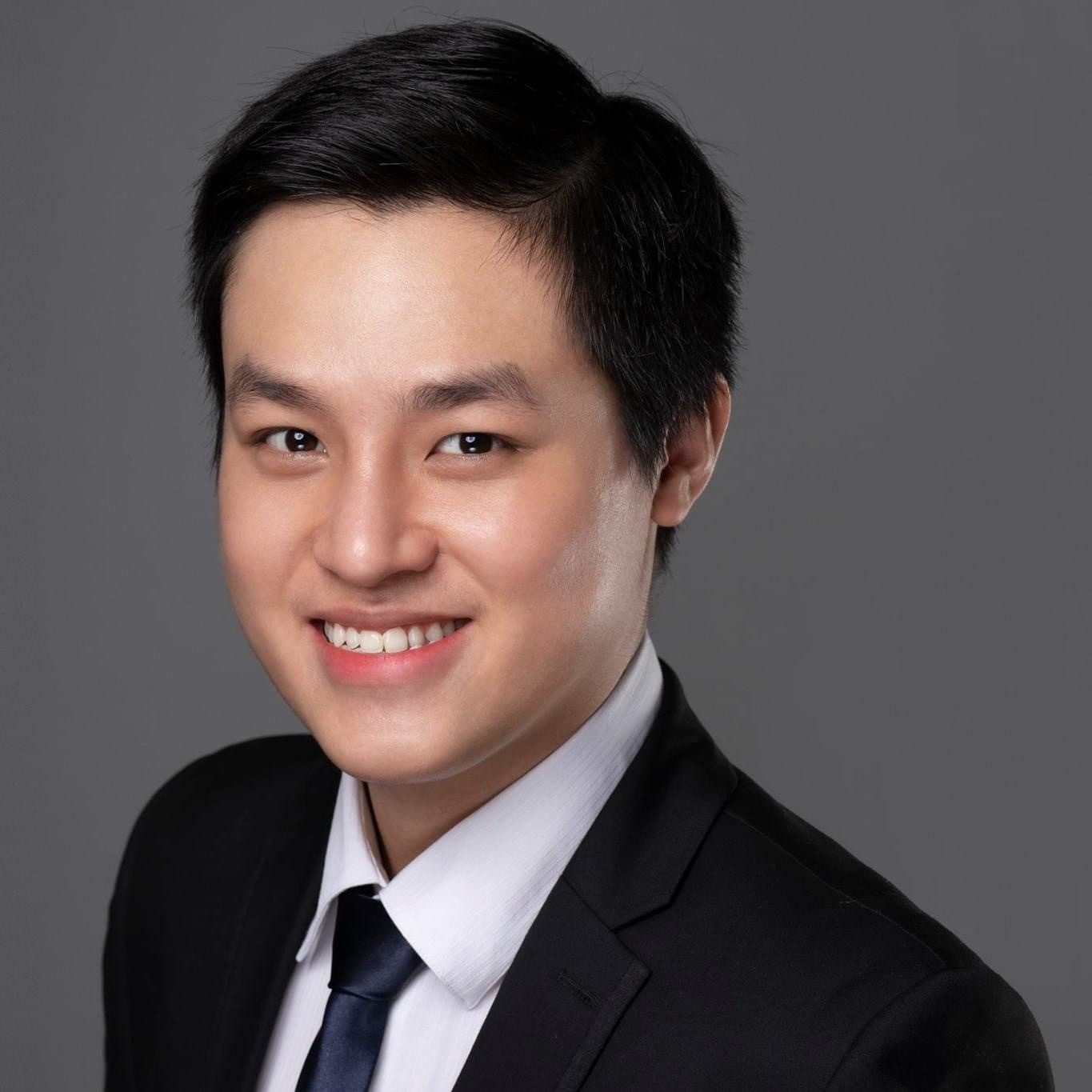 ThS Trần Mỹ Hải Lộc - Phó Trưởng bộ môn Chính trị - Ngoại giao, trường ĐH Ngoại ngữ - Tin học TP. HCM.