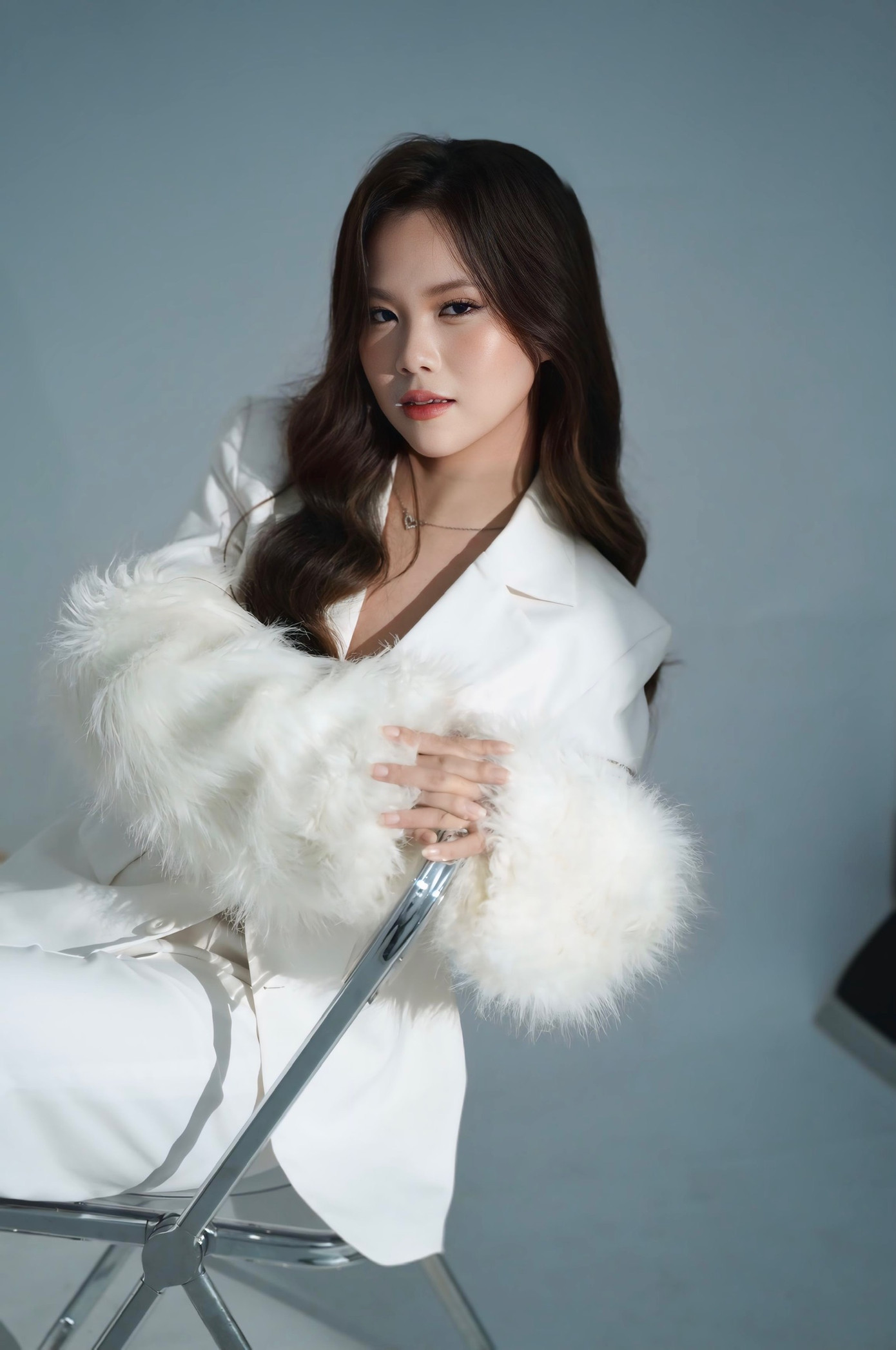 Thanh Tú vẫn kiên trì với niềm đam mê ngoại giao của mình.