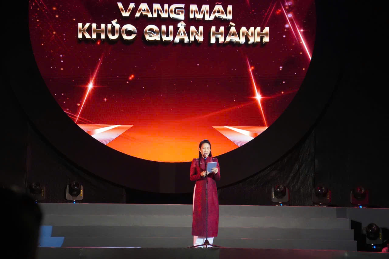 Bà Nguyễn Thị Thanh Thúy – Phó Giám đốc Sở Văn hóa và Thể thao TP. HCM phát biểu tại chương trình. (Ảnh: Khánh My)