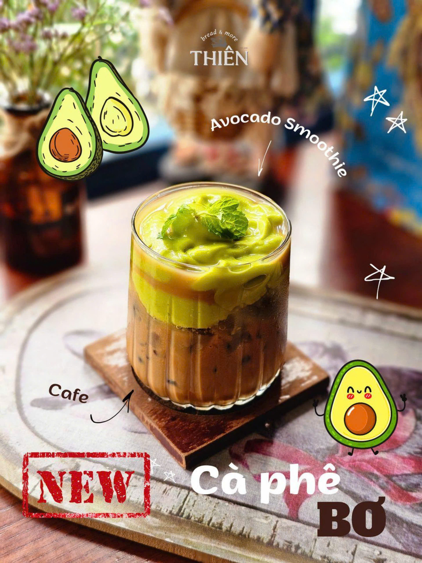 Không chỉ hấp dẫn bởi hương vị mà còn bởi màu sắc: lớp cà phê nâu sẫm hòa lẫn với sắc vàng nhạt của bơ, trông rất bắt mắt và kích thích vị giác. Không chỉ hấp dẫn bởi hương vị mà còn bởi màu sắc: lớp cà phê nâu sẫm hòa lẫn với sắc vàng nhạt của bơ, trông rất bắt mắt và kích thích vị giác.