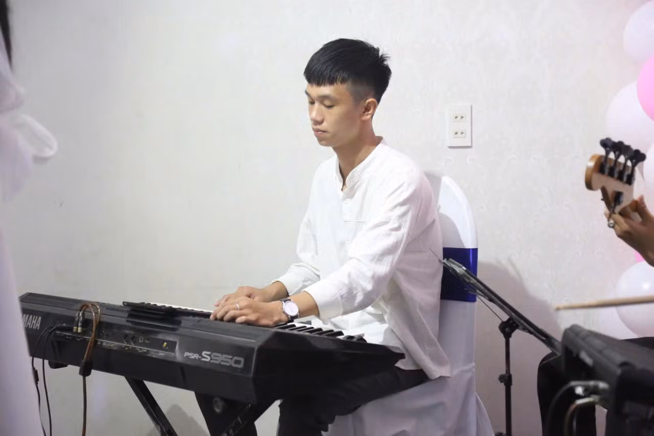 Quang Lành vẫn đang nỗ lực từng ngày cho đam mê của mình.