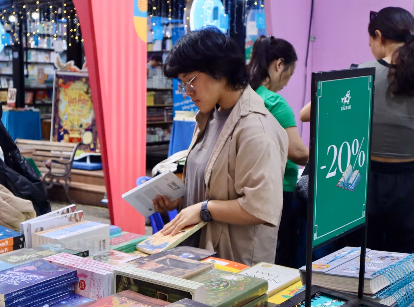 Đây là lần đầu tiên, Hồng Diễm tham gia Hội sách.