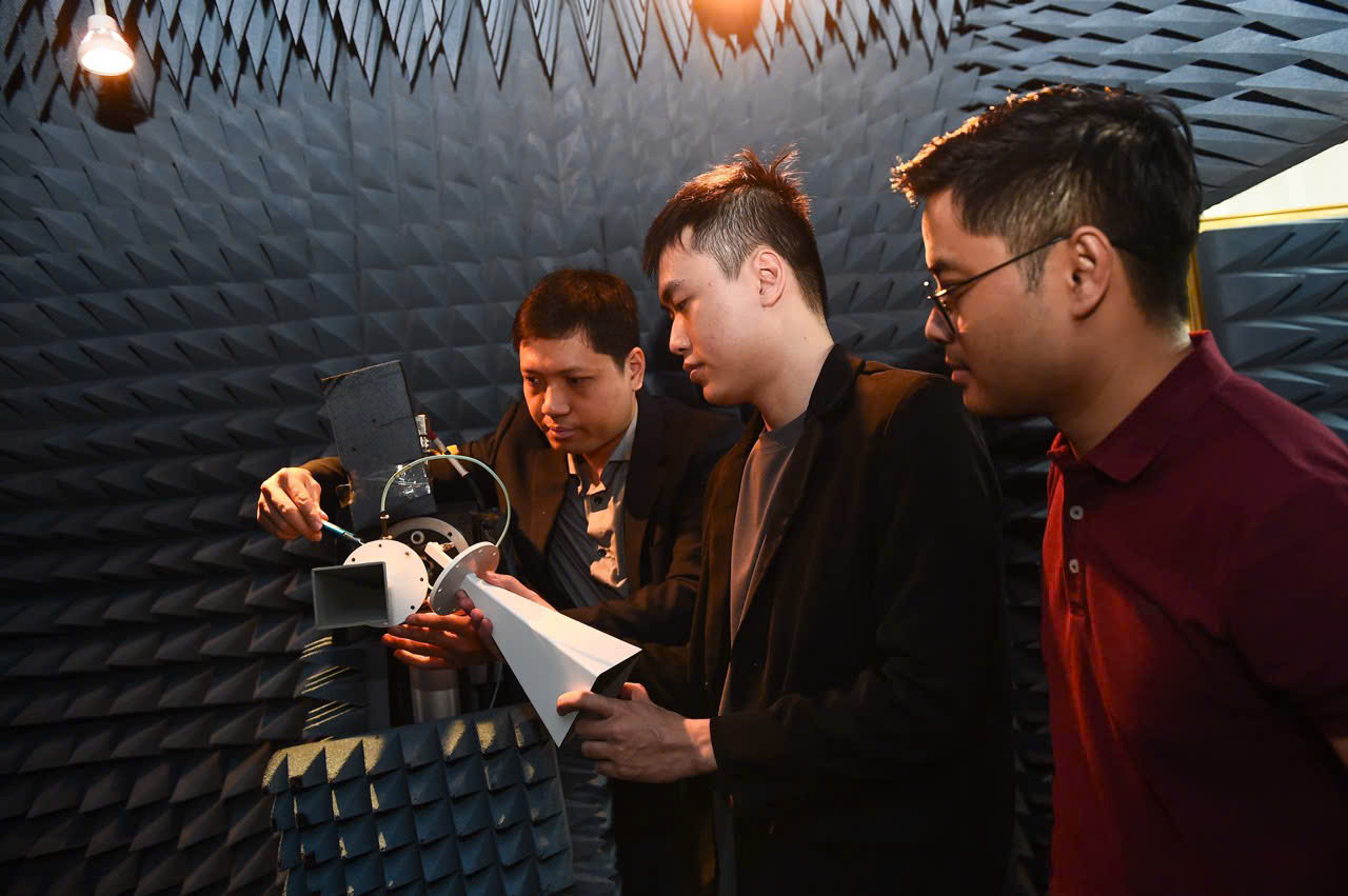 Sinh viên các trường thuộc ĐHQG TP. HCM có quá ít thời gian rảnh rỗi. Sinh viên các trường thuộc ĐHQG TP. HCM có quá ít thời gian rảnh rỗi.